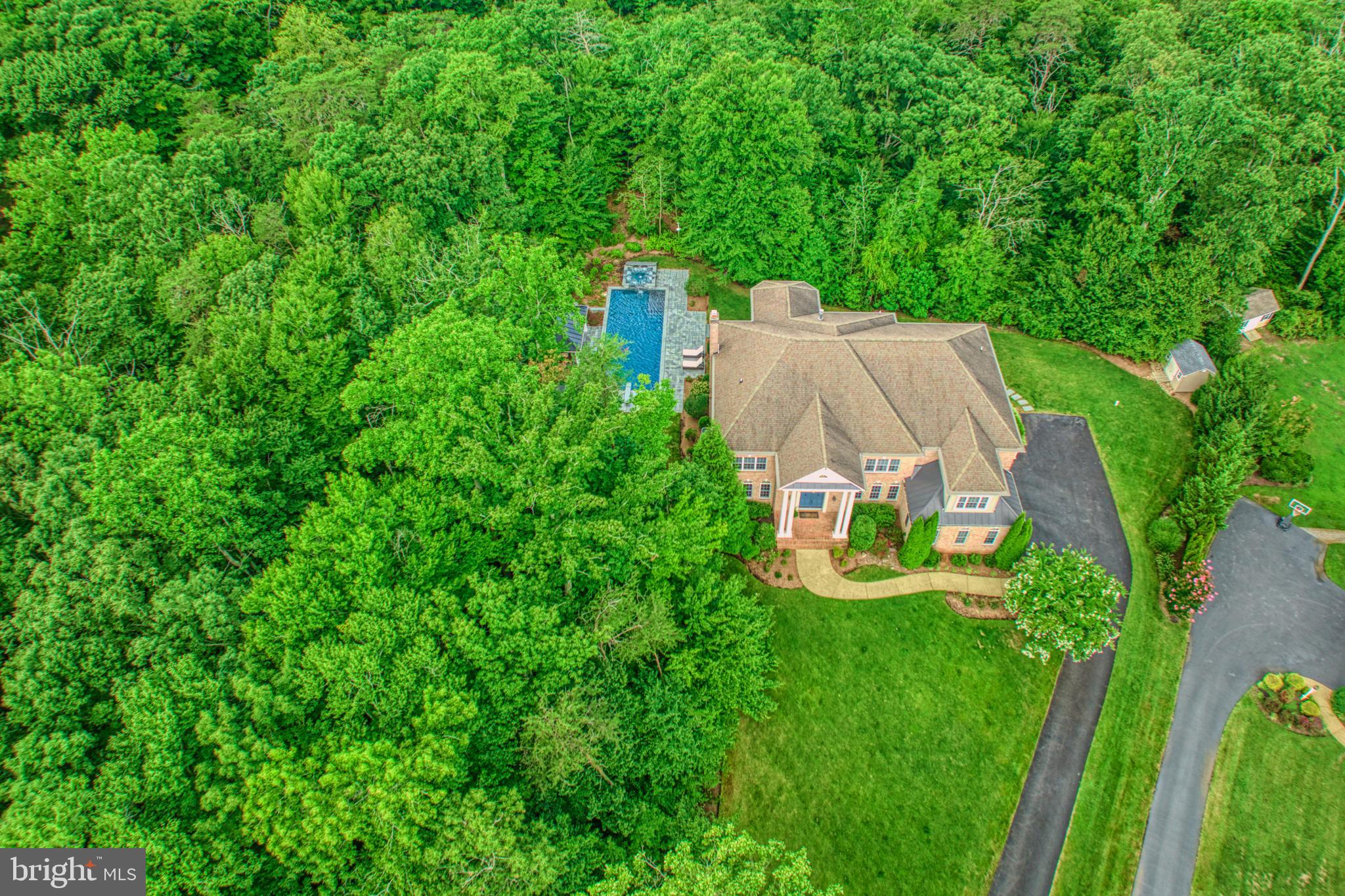 RIVER CREEK - Residential