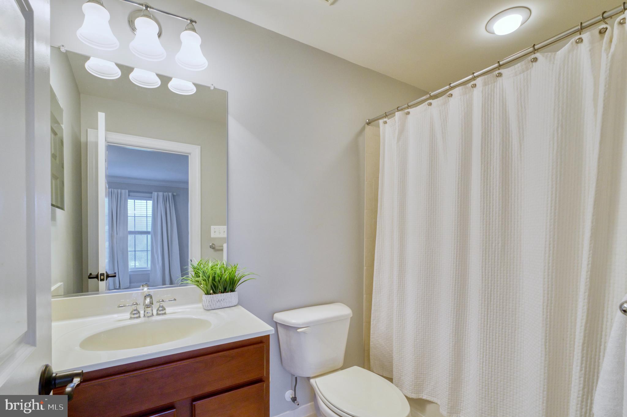 RIVER CREEK - Residential