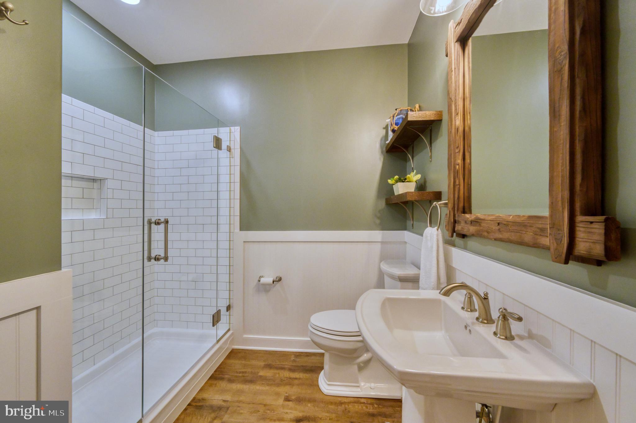 RIVER CREEK - Residential