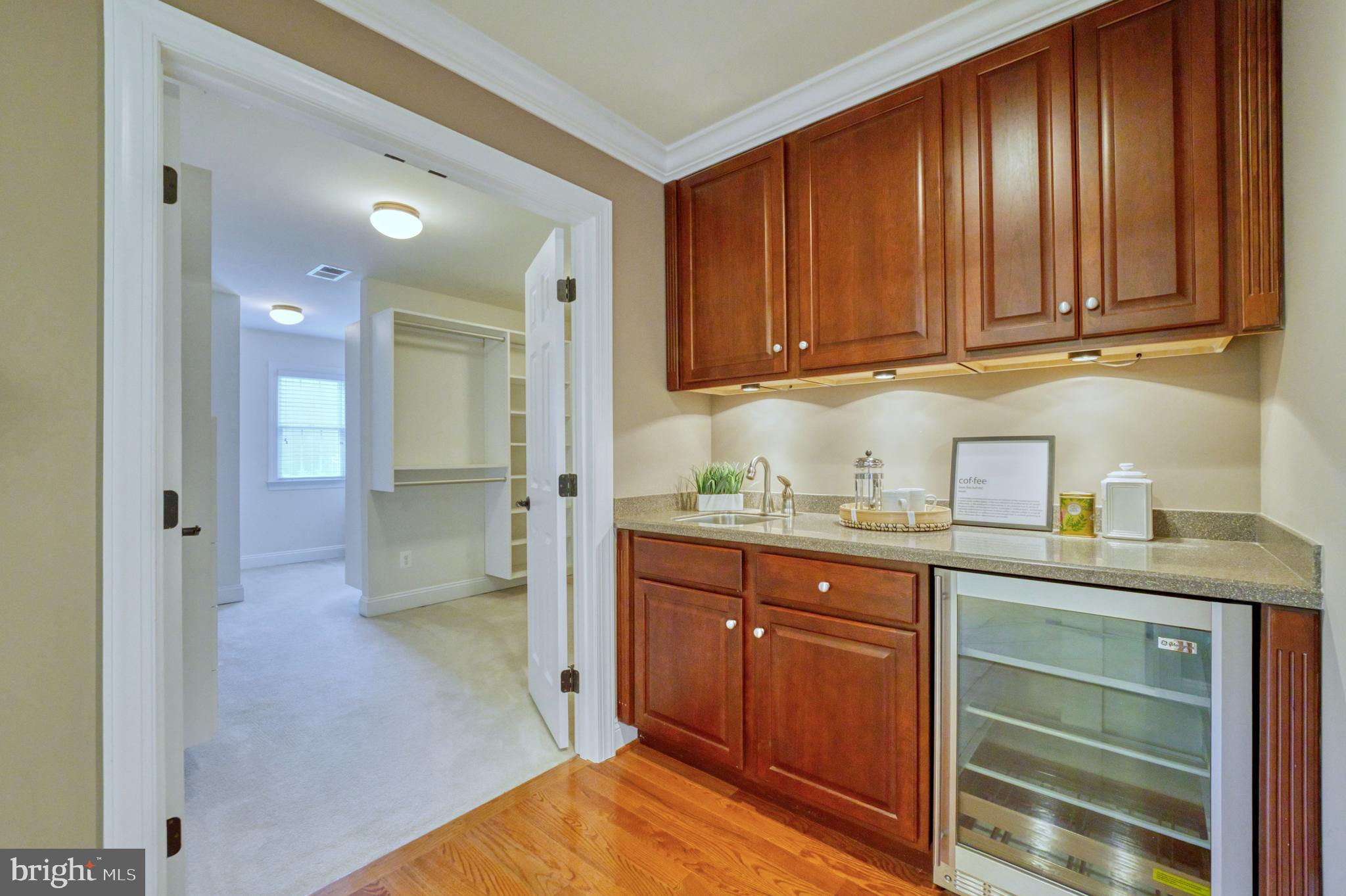 RIVER CREEK - Residential