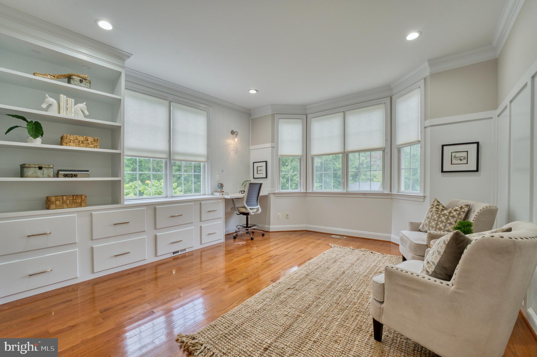 RIVER CREEK - Residential