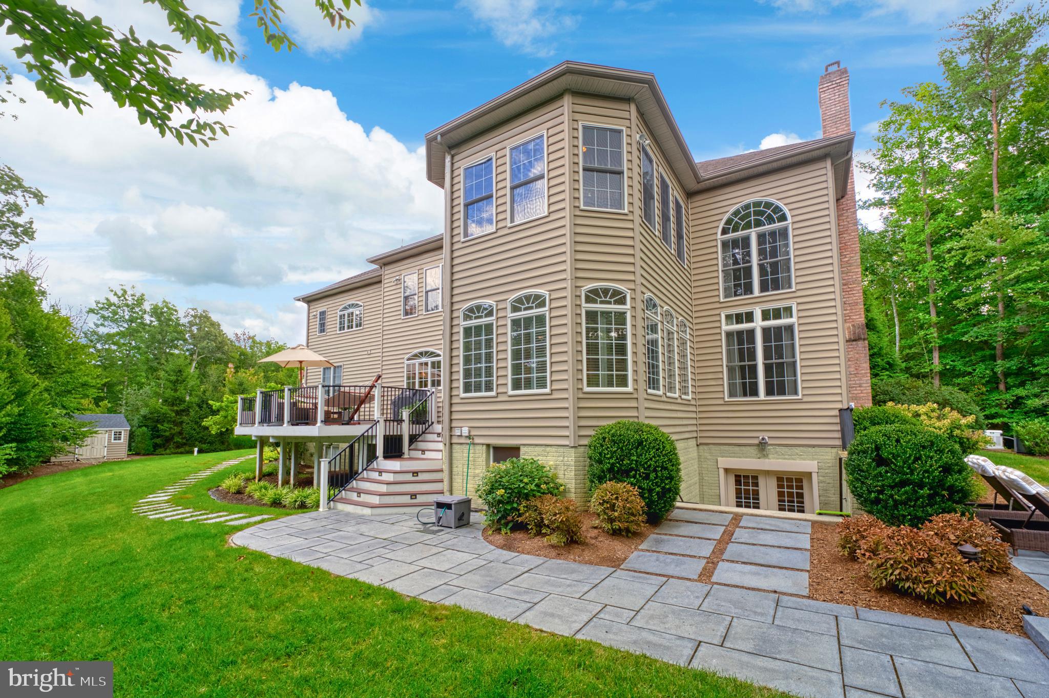 RIVER CREEK - Residential