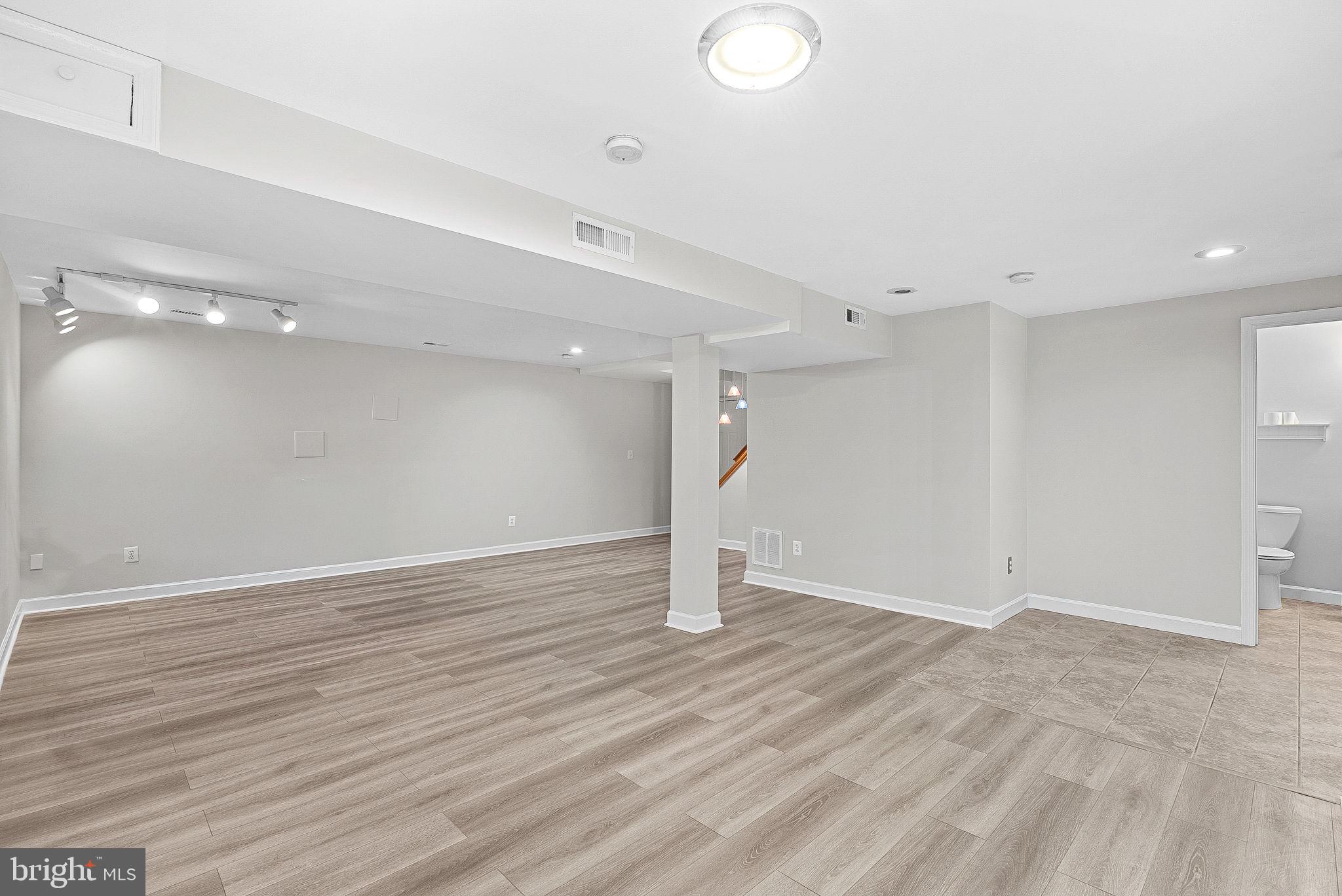 AQUIA HARBOUR - Residential