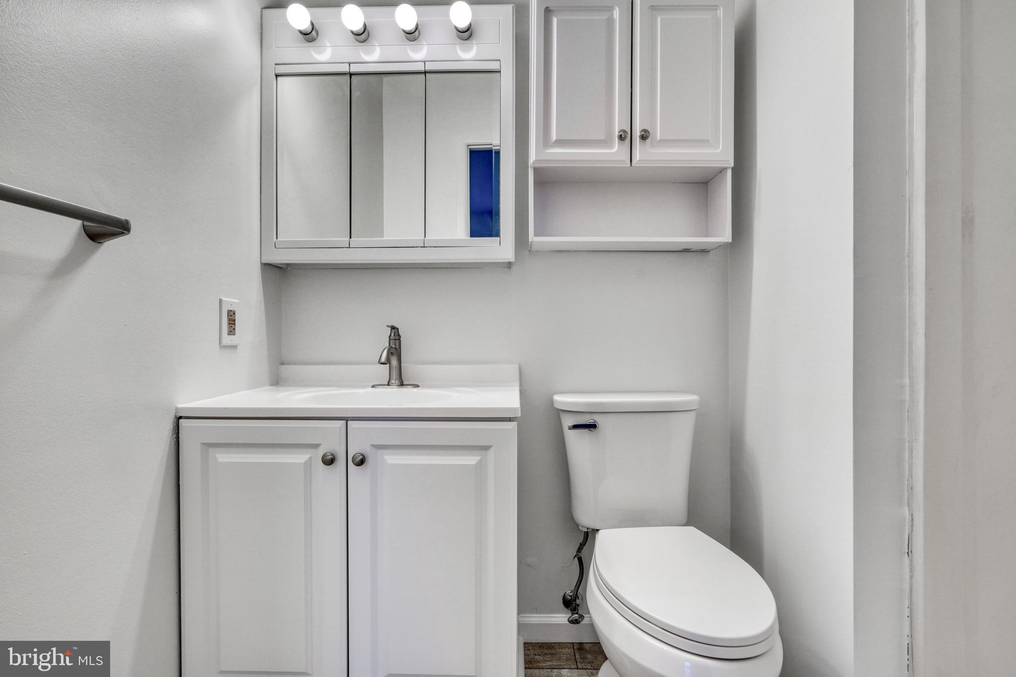 DUNSHIRE TOWNHOUSES - Residential