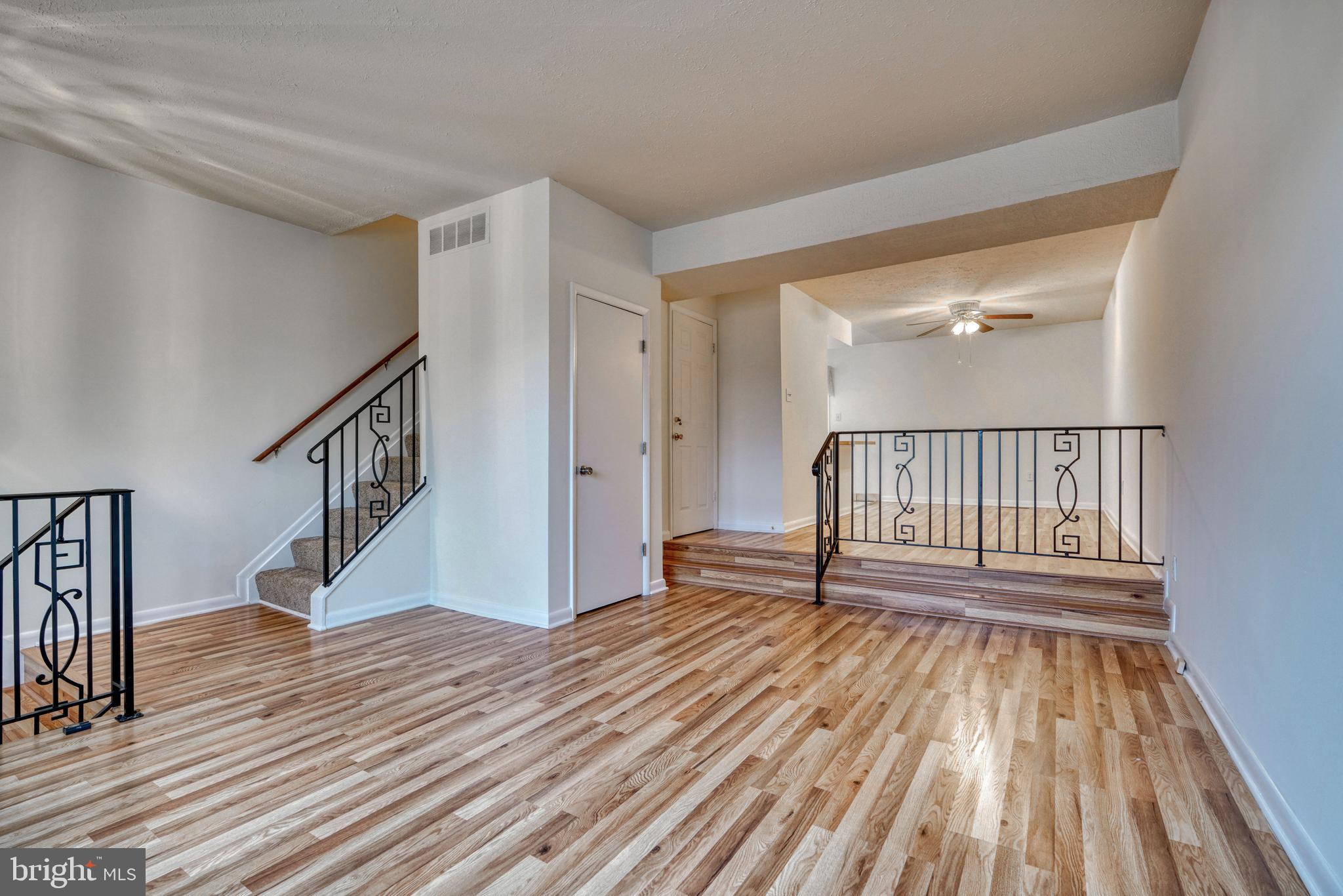 DUNSHIRE TOWNHOUSES - Residential