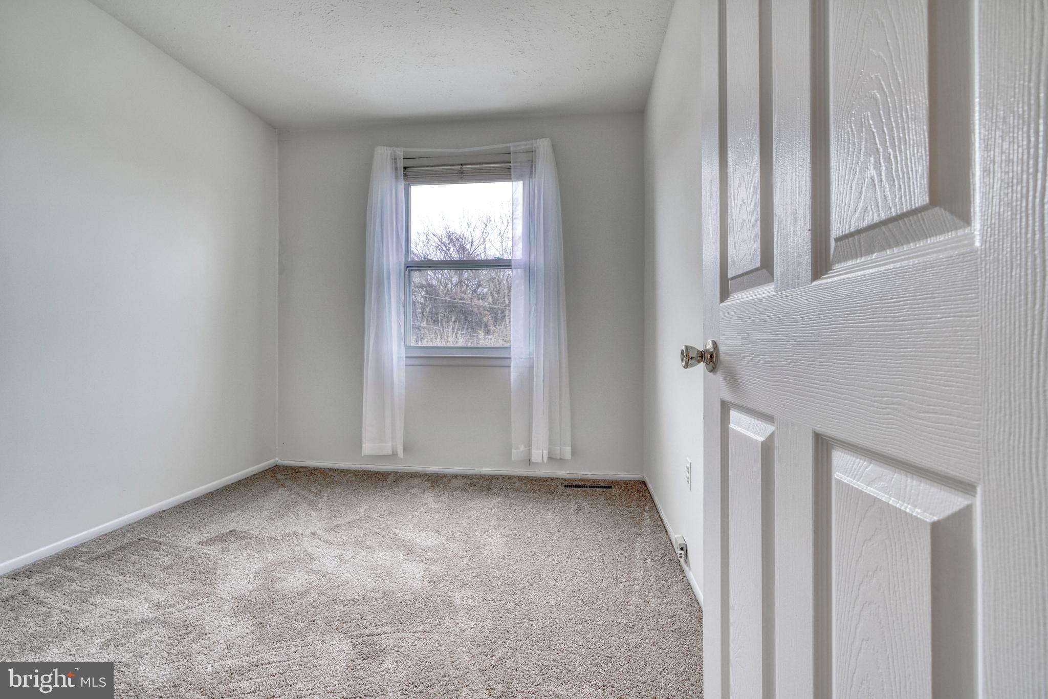 DUNSHIRE TOWNHOUSES - Residential