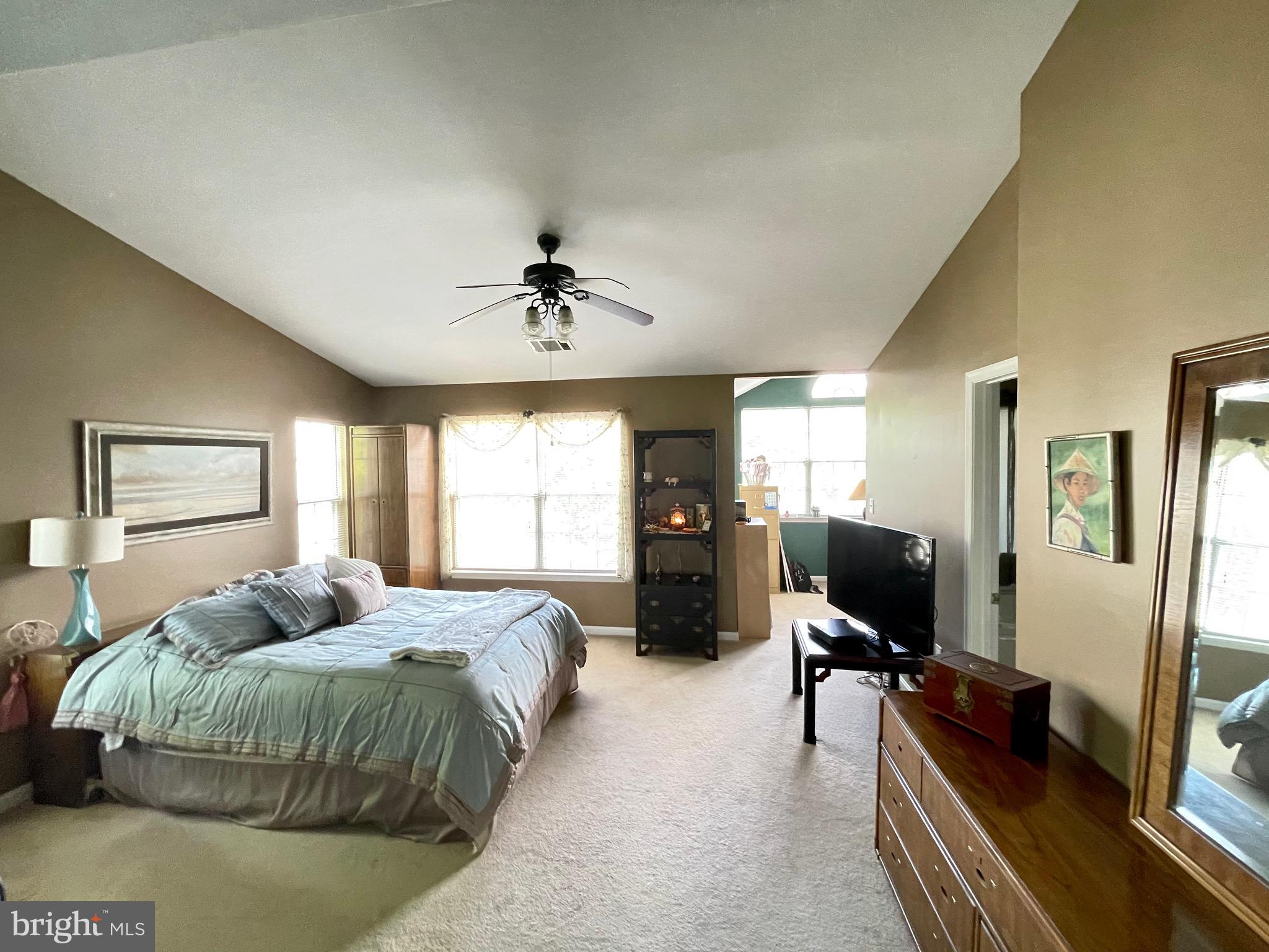 COMPTON VILLAGE - Residential