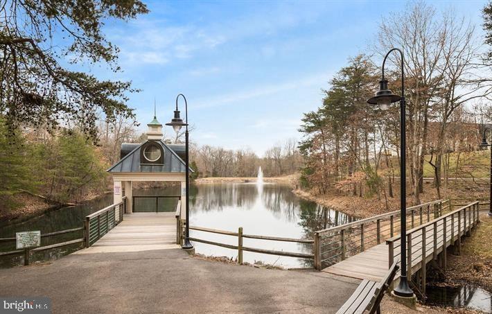 COMPTON VILLAGE - Residential