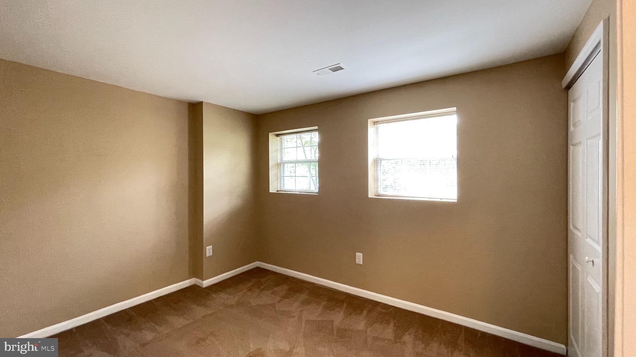 COMPTON VILLAGE - Residential