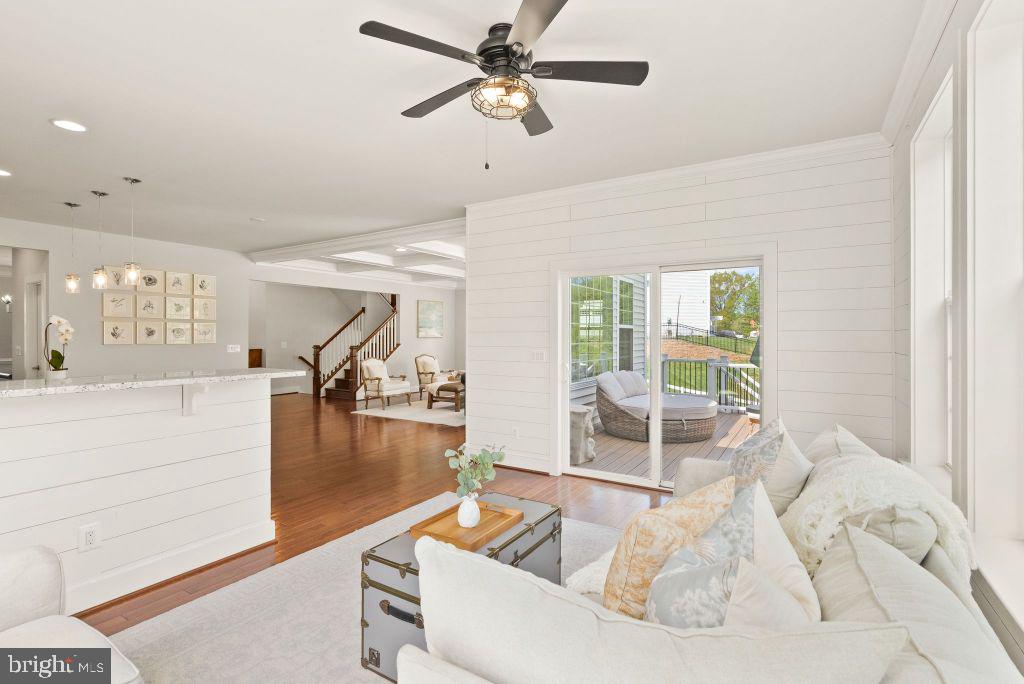 INDIAN SPRINGS FARM - Residential