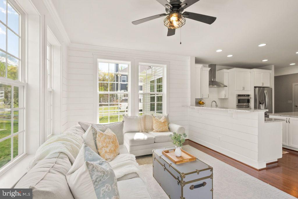 INDIAN SPRINGS FARM - Residential