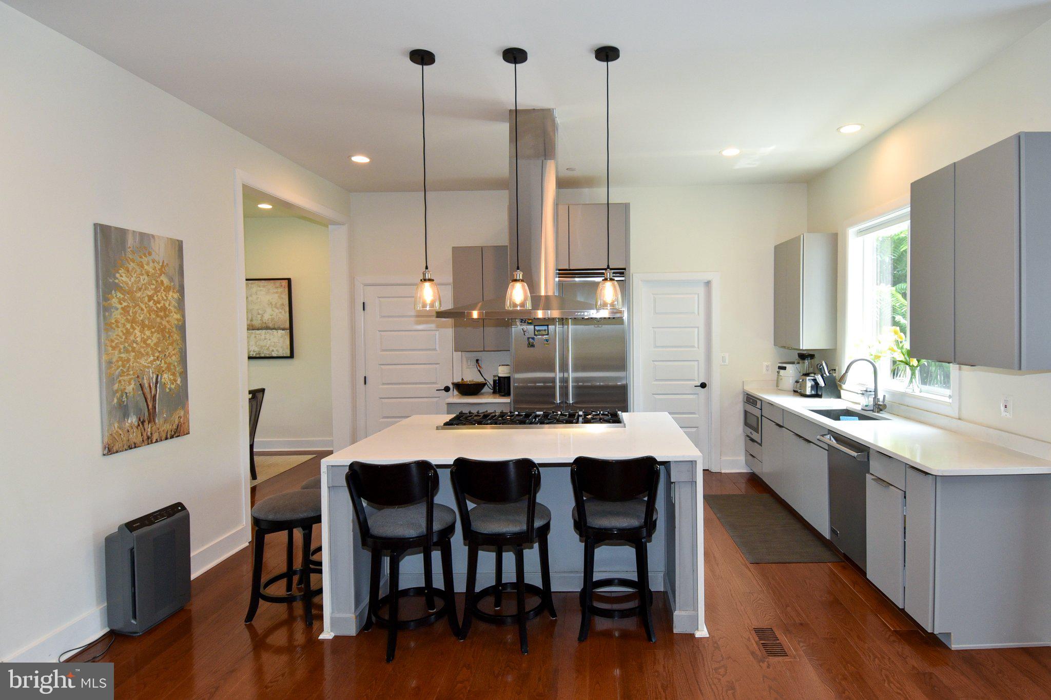 HENDRY ESTATES - Residential