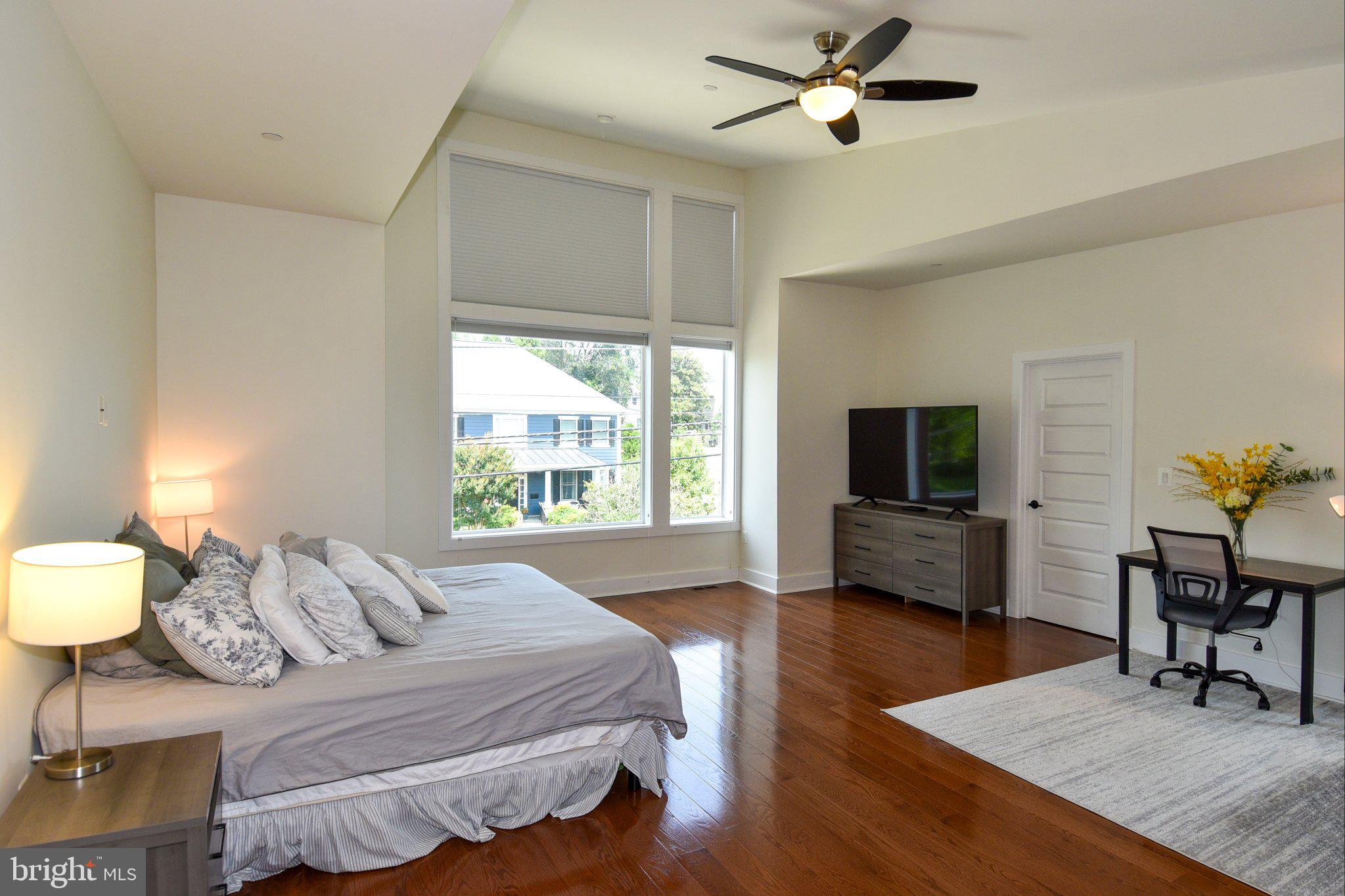 HENDRY ESTATES - Residential