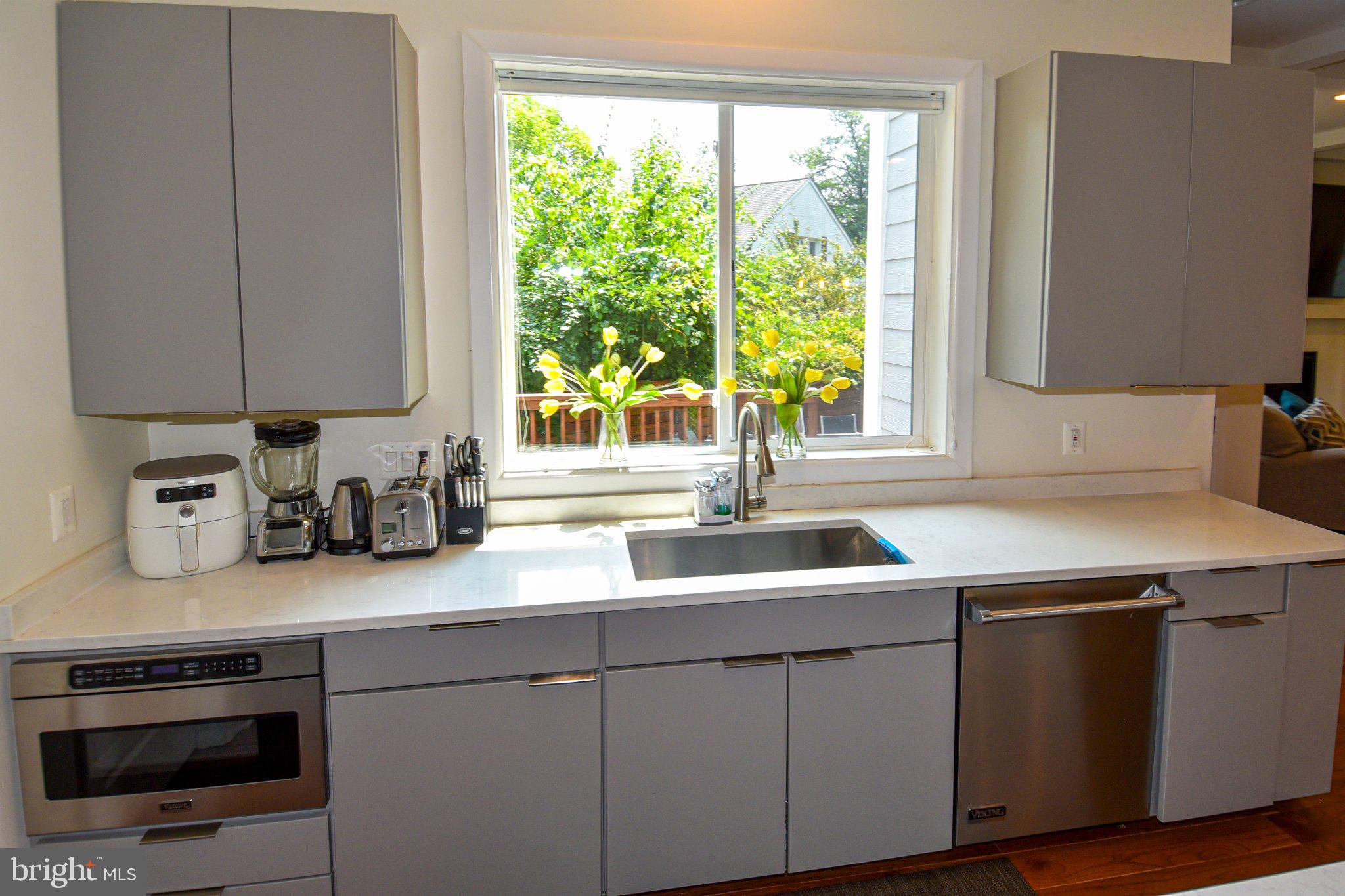 HENDRY ESTATES - Residential