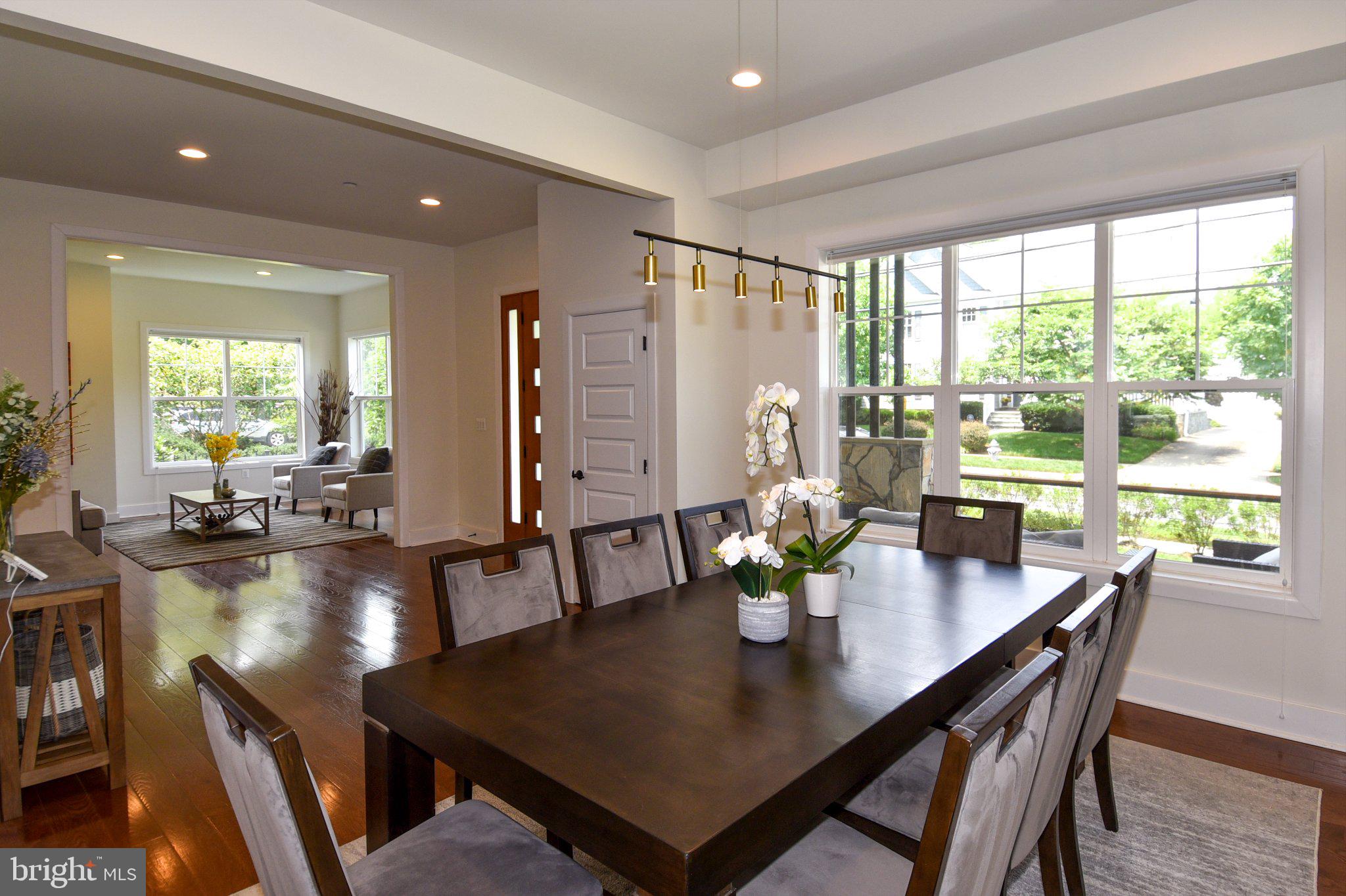 HENDRY ESTATES - Residential