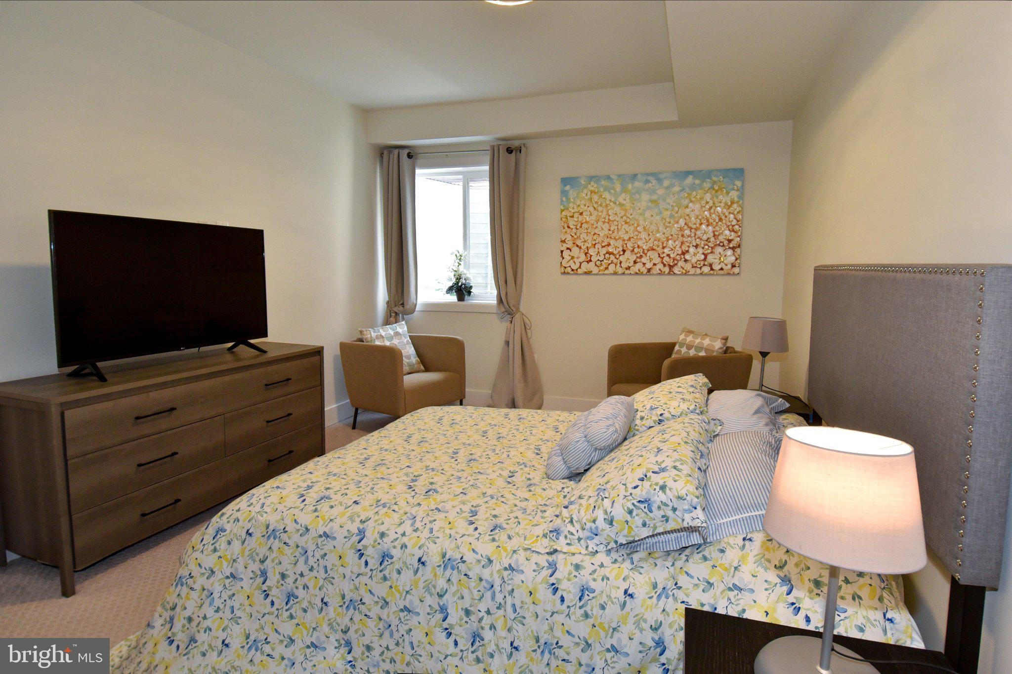 HENDRY ESTATES - Residential