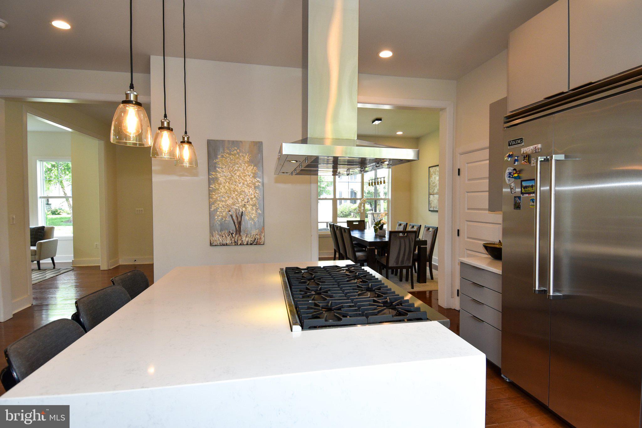 HENDRY ESTATES - Residential