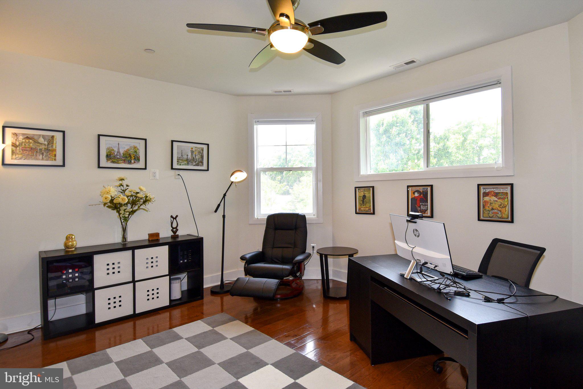 HENDRY ESTATES - Residential