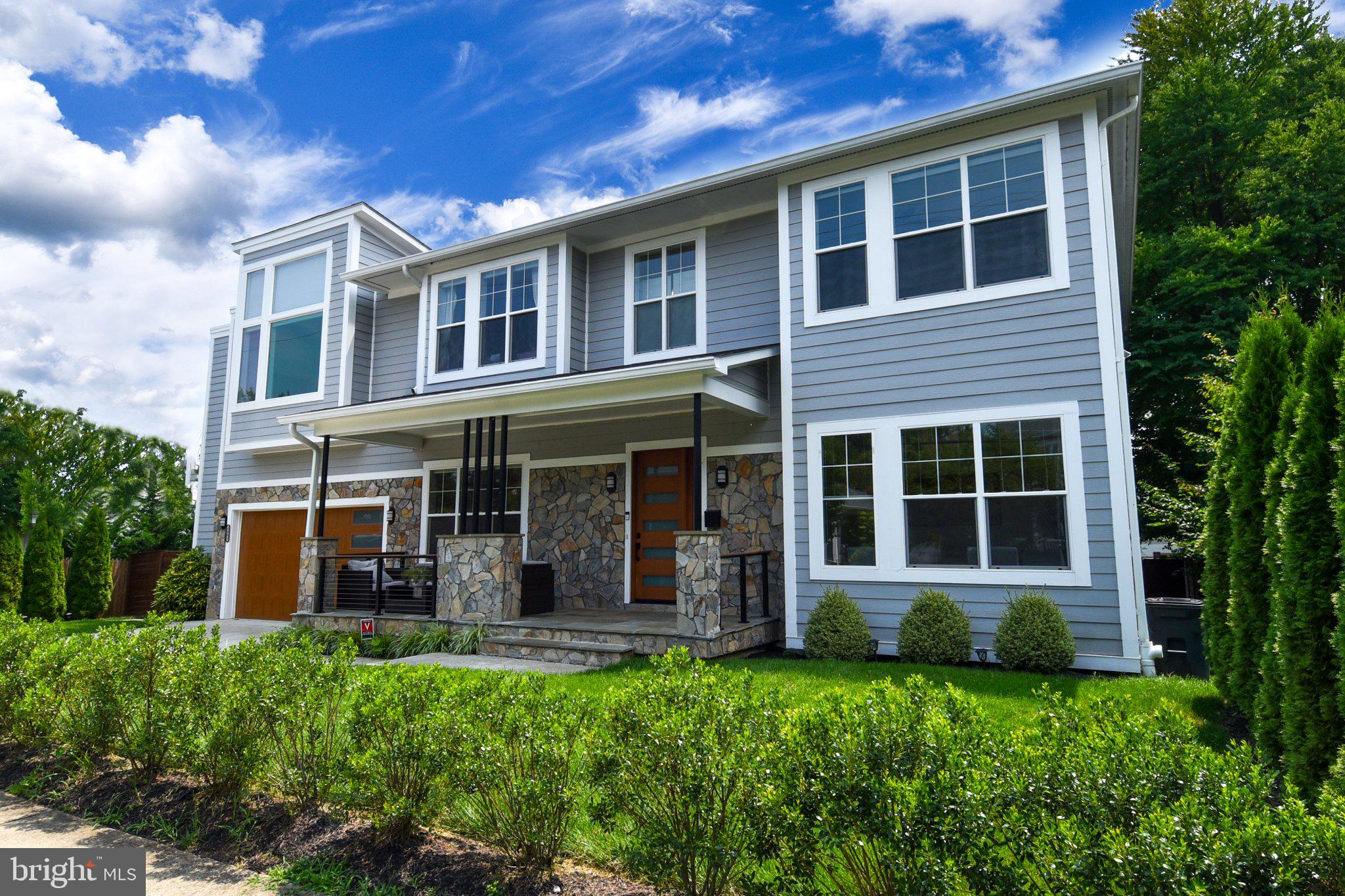 HENDRY ESTATES - Residential