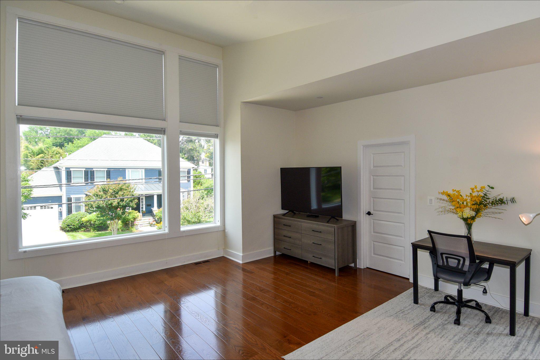 HENDRY ESTATES - Residential