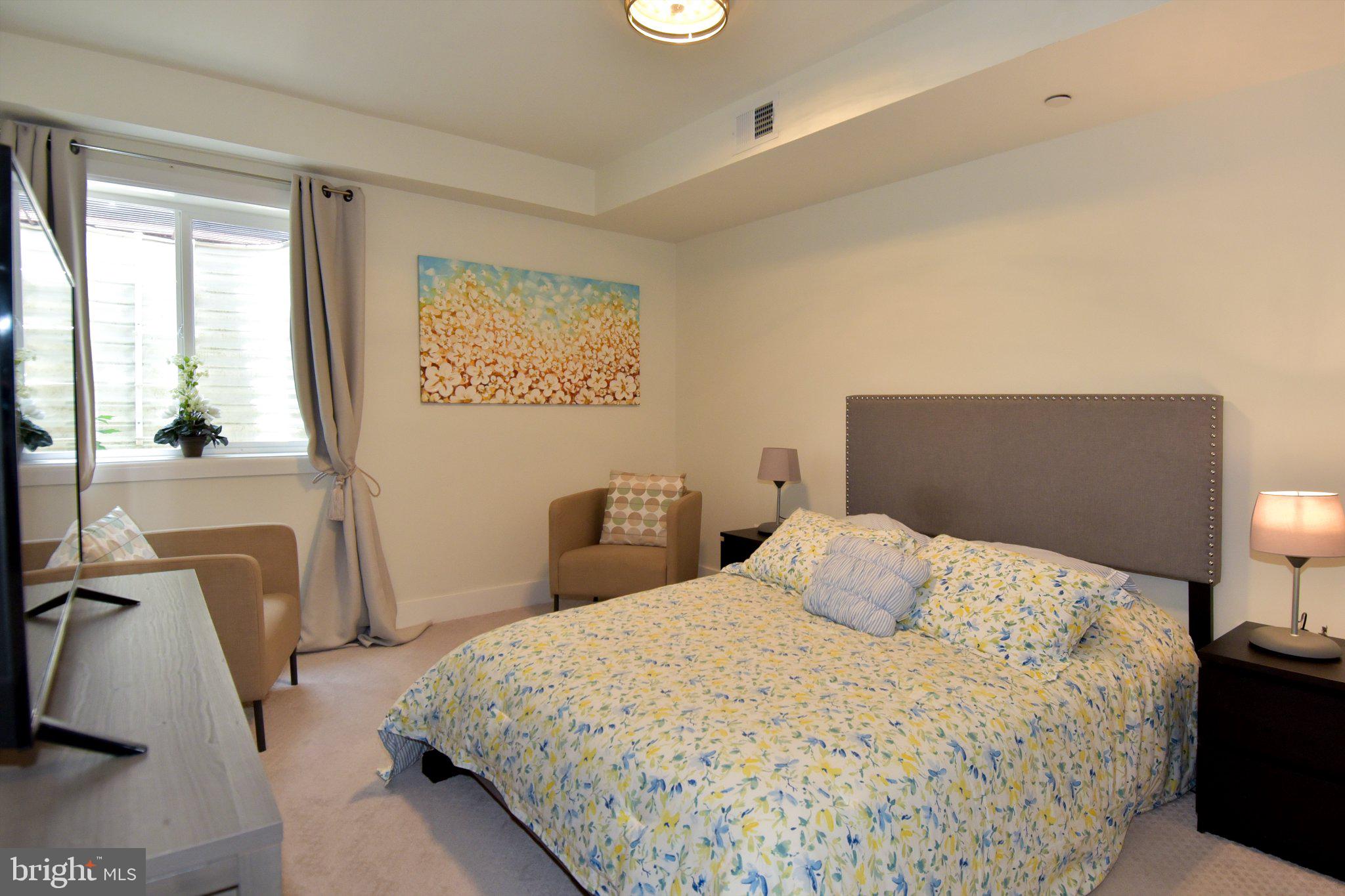HENDRY ESTATES - Residential