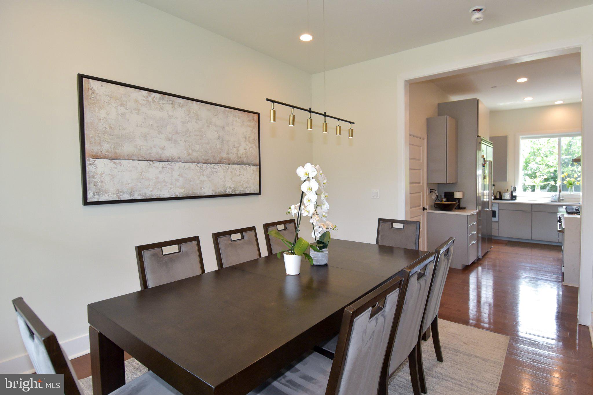 HENDRY ESTATES - Residential