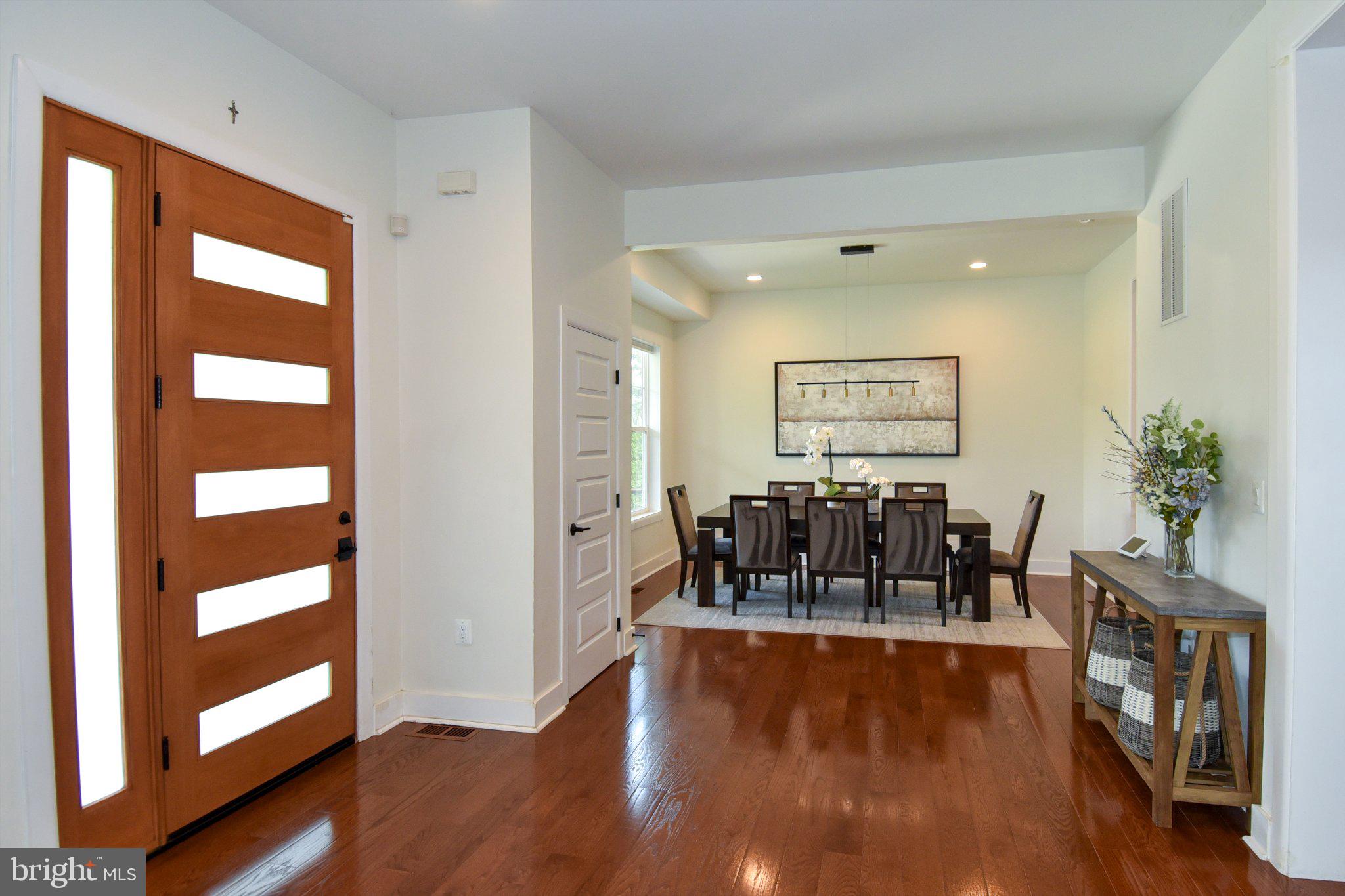 HENDRY ESTATES - Residential