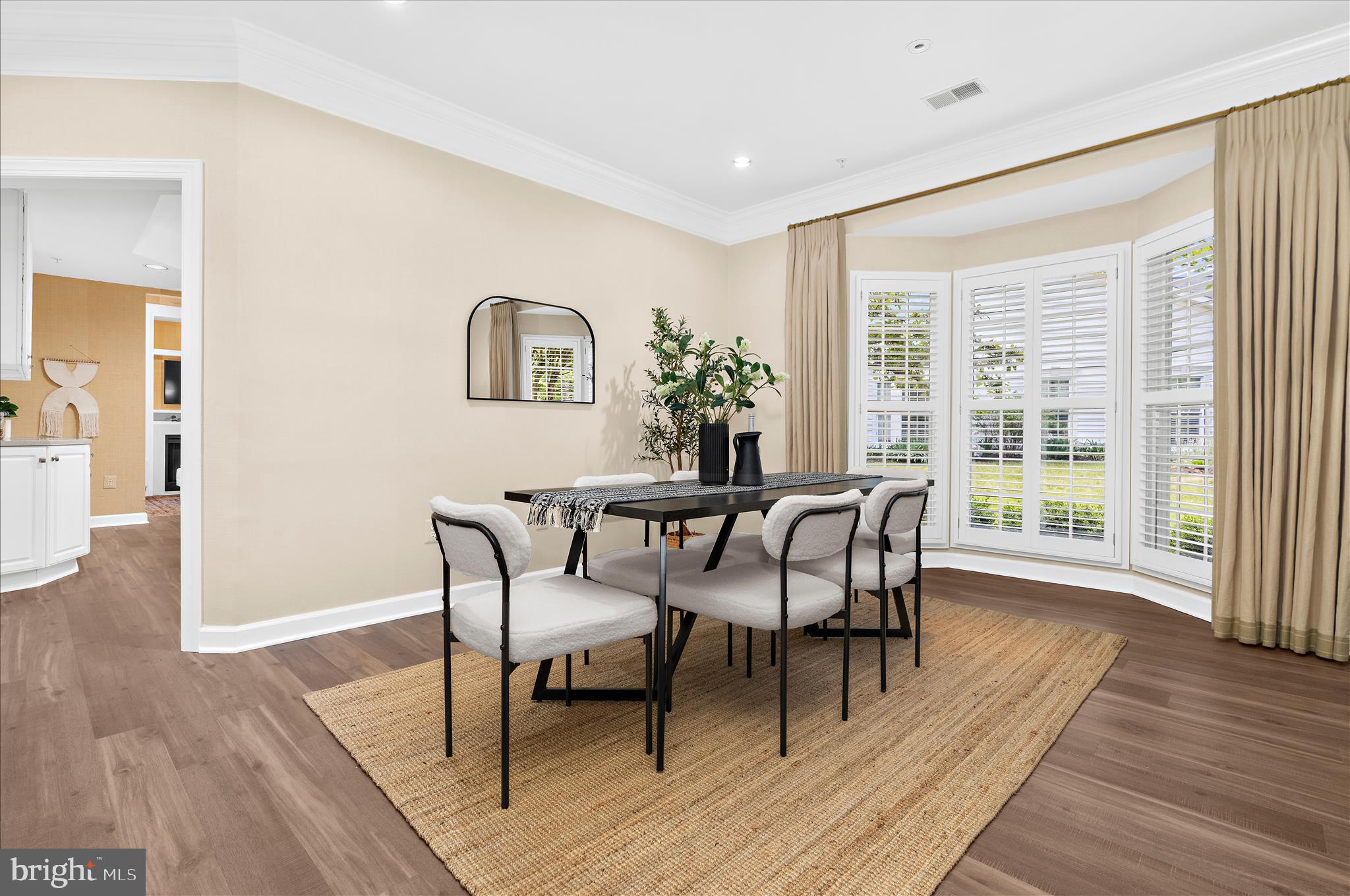 SOUTH RIVER COLONY - Residential