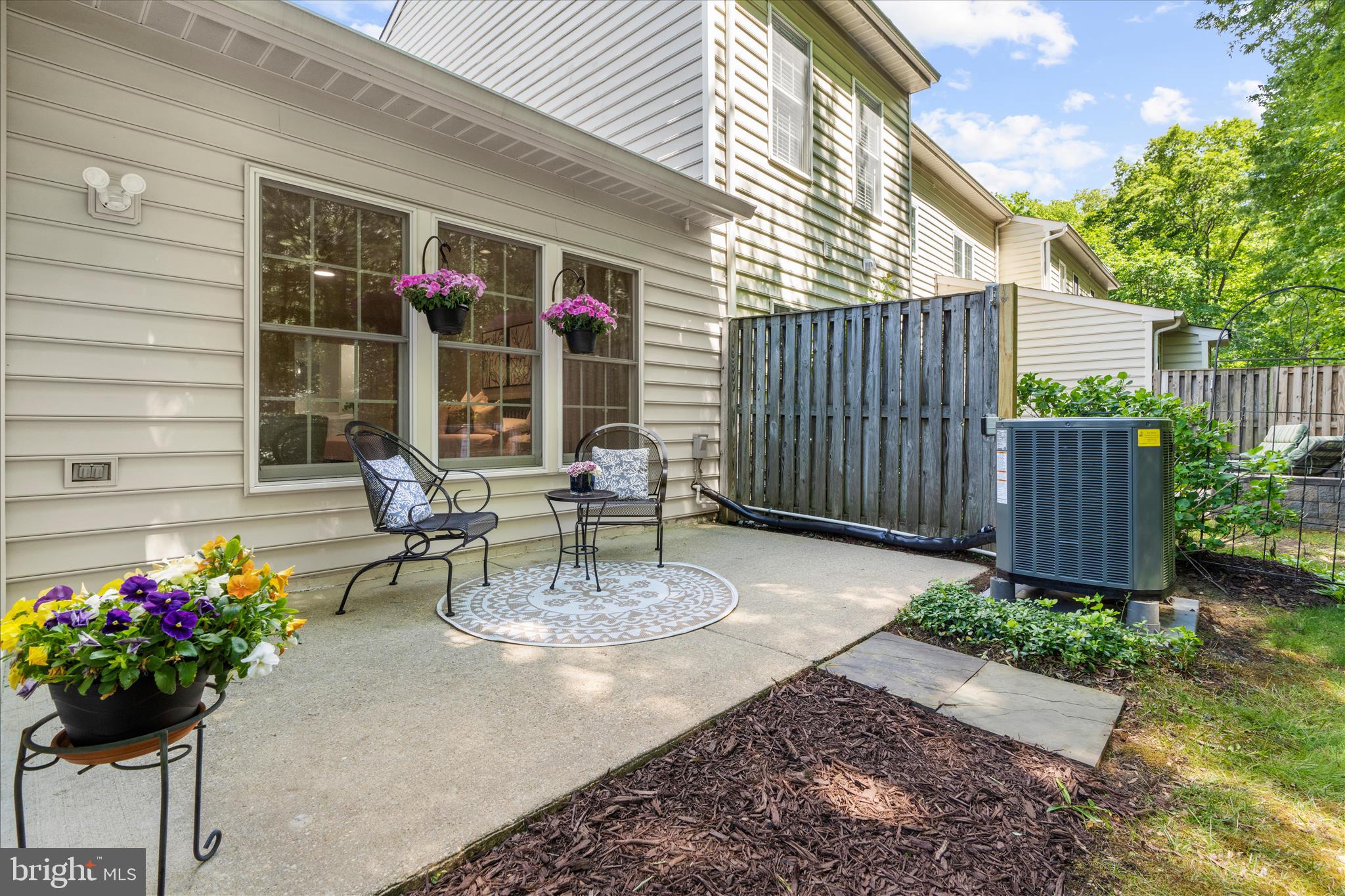 SOUTH RIVER COLONY - Residential