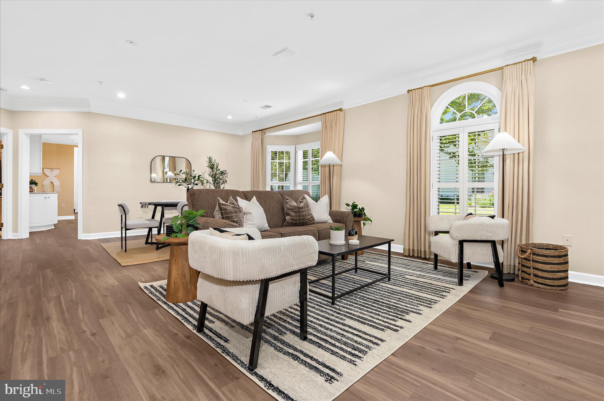 SOUTH RIVER COLONY - Residential