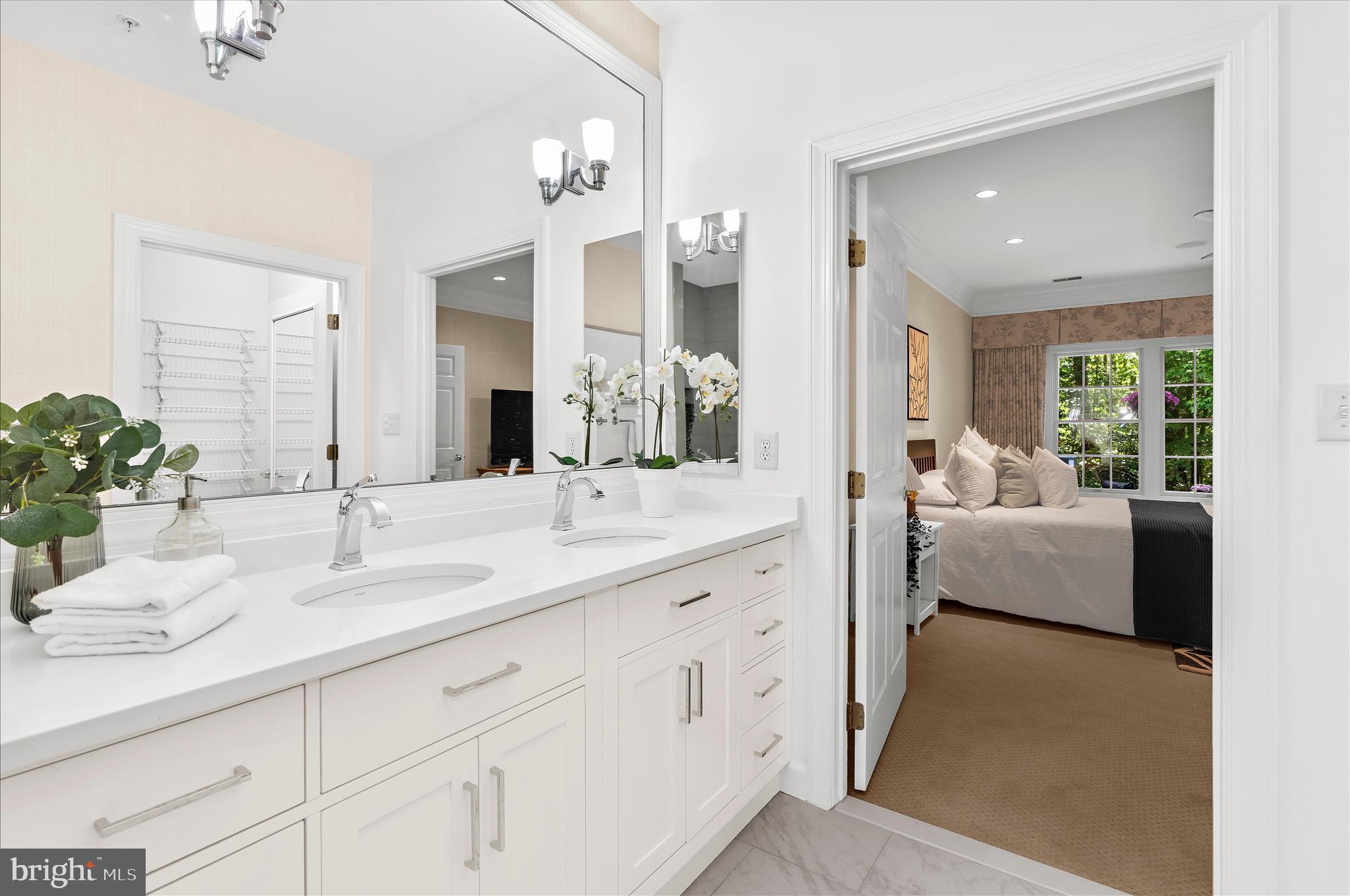 SOUTH RIVER COLONY - Residential