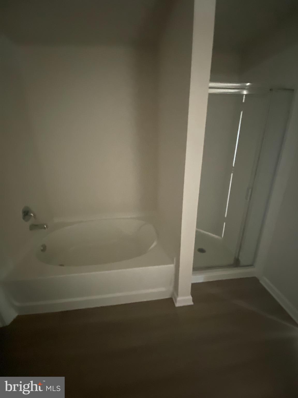 HOMEPLACE AT RIVERSIDE - Residential Lease