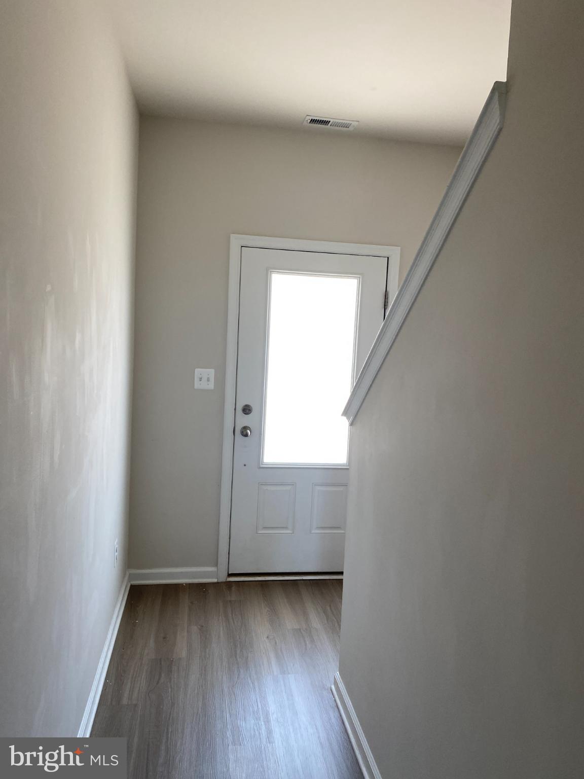 HOMEPLACE AT RIVERSIDE - Residential Lease