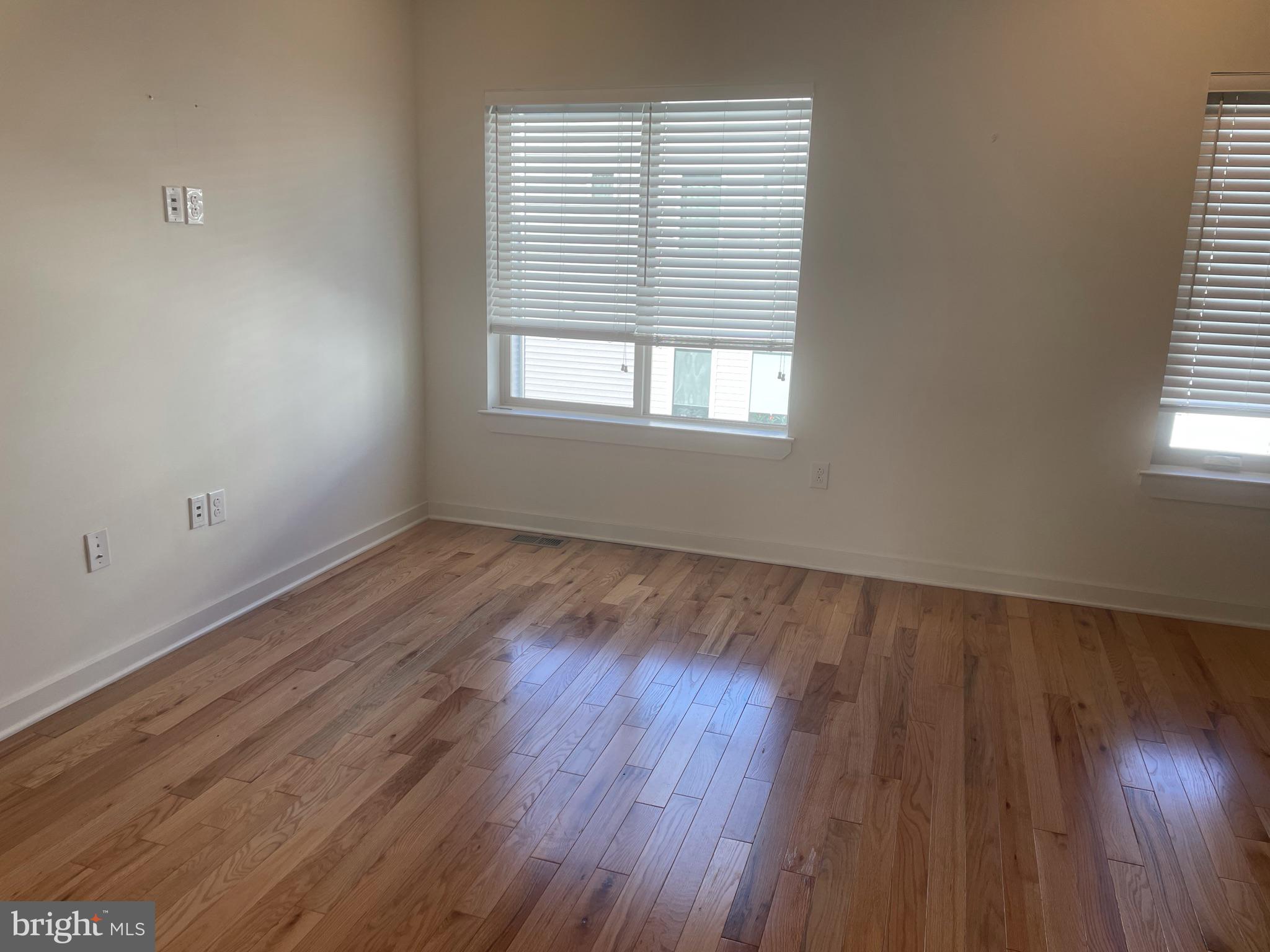 EAST KENSINGTON - Residential Lease