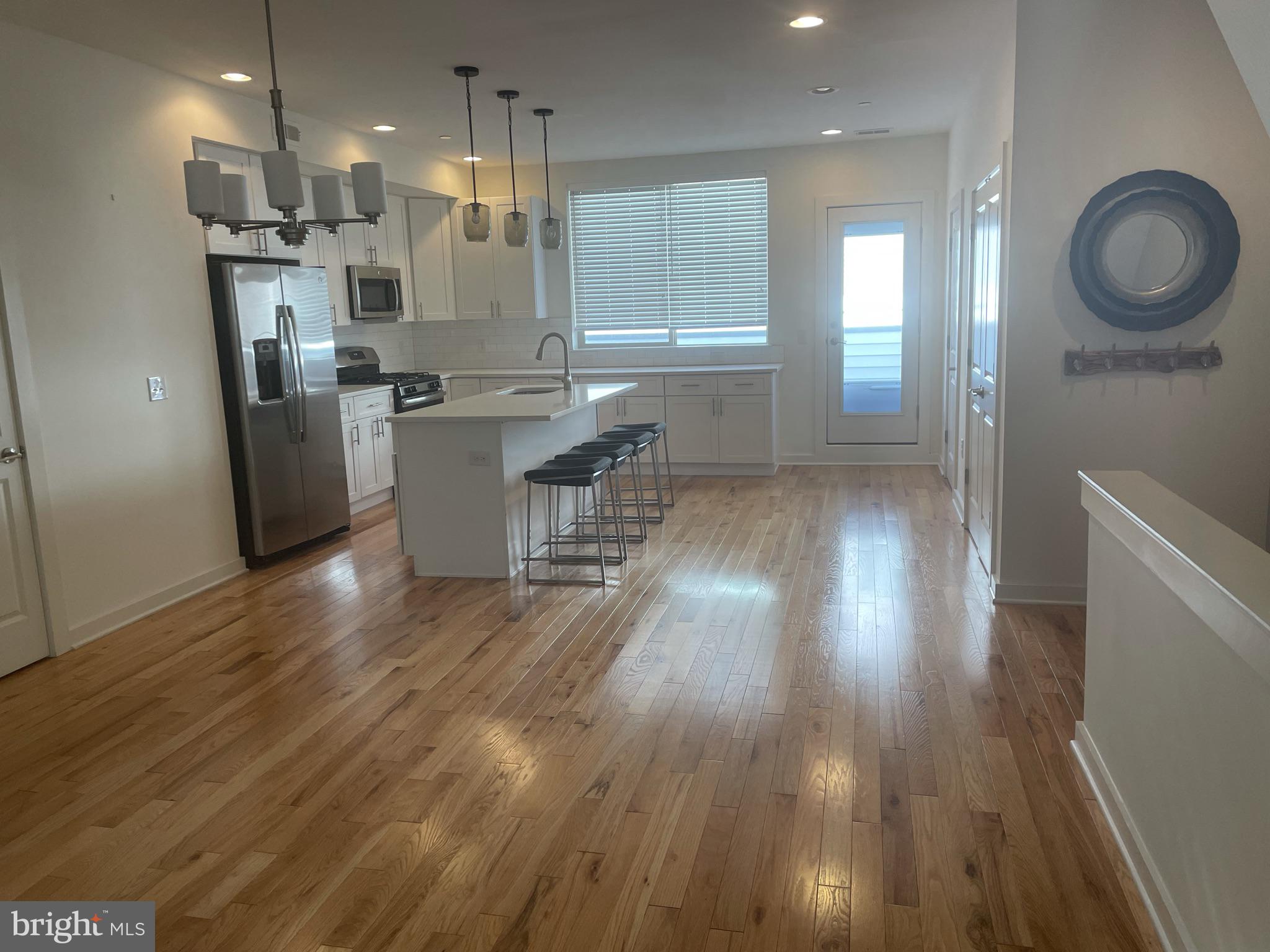 EAST KENSINGTON - Residential Lease