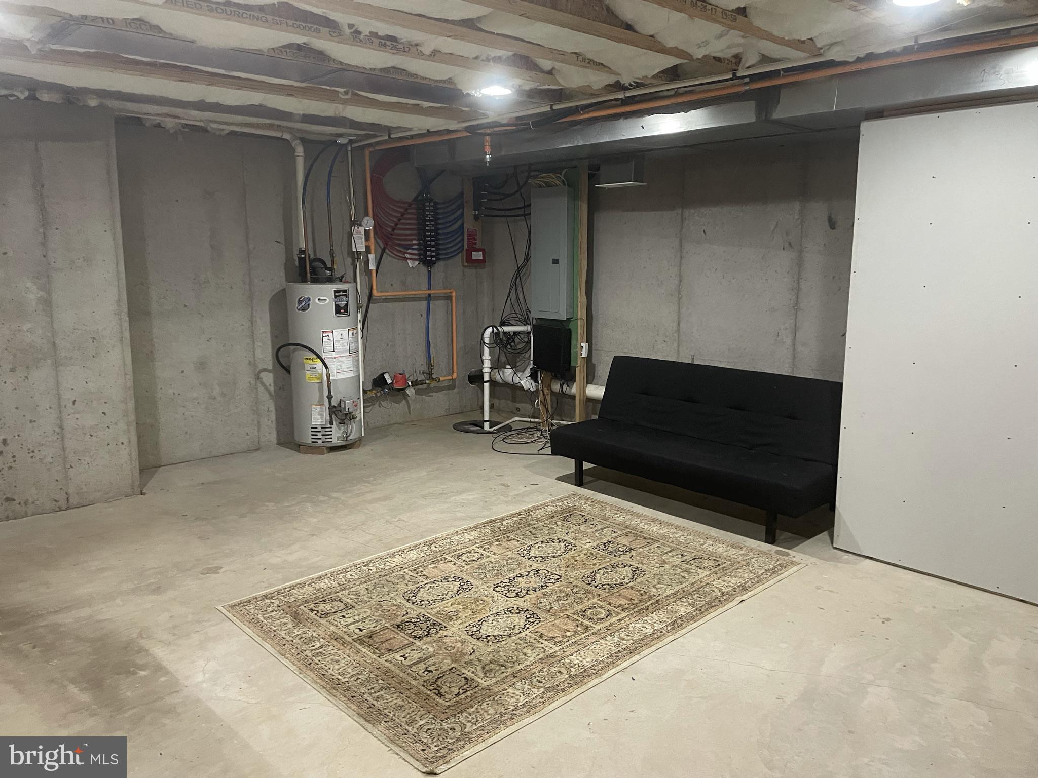 EAST KENSINGTON - Residential Lease