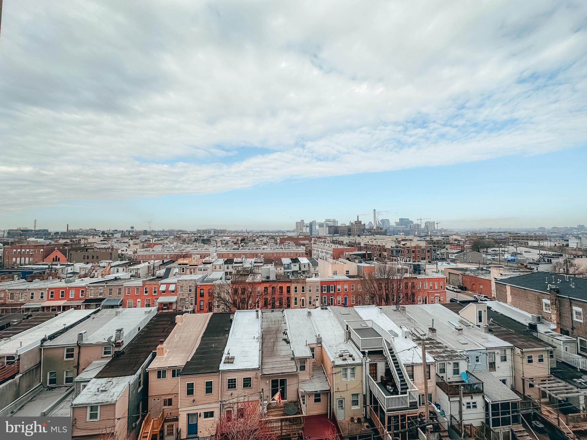 LOCUST POINT - Residential
