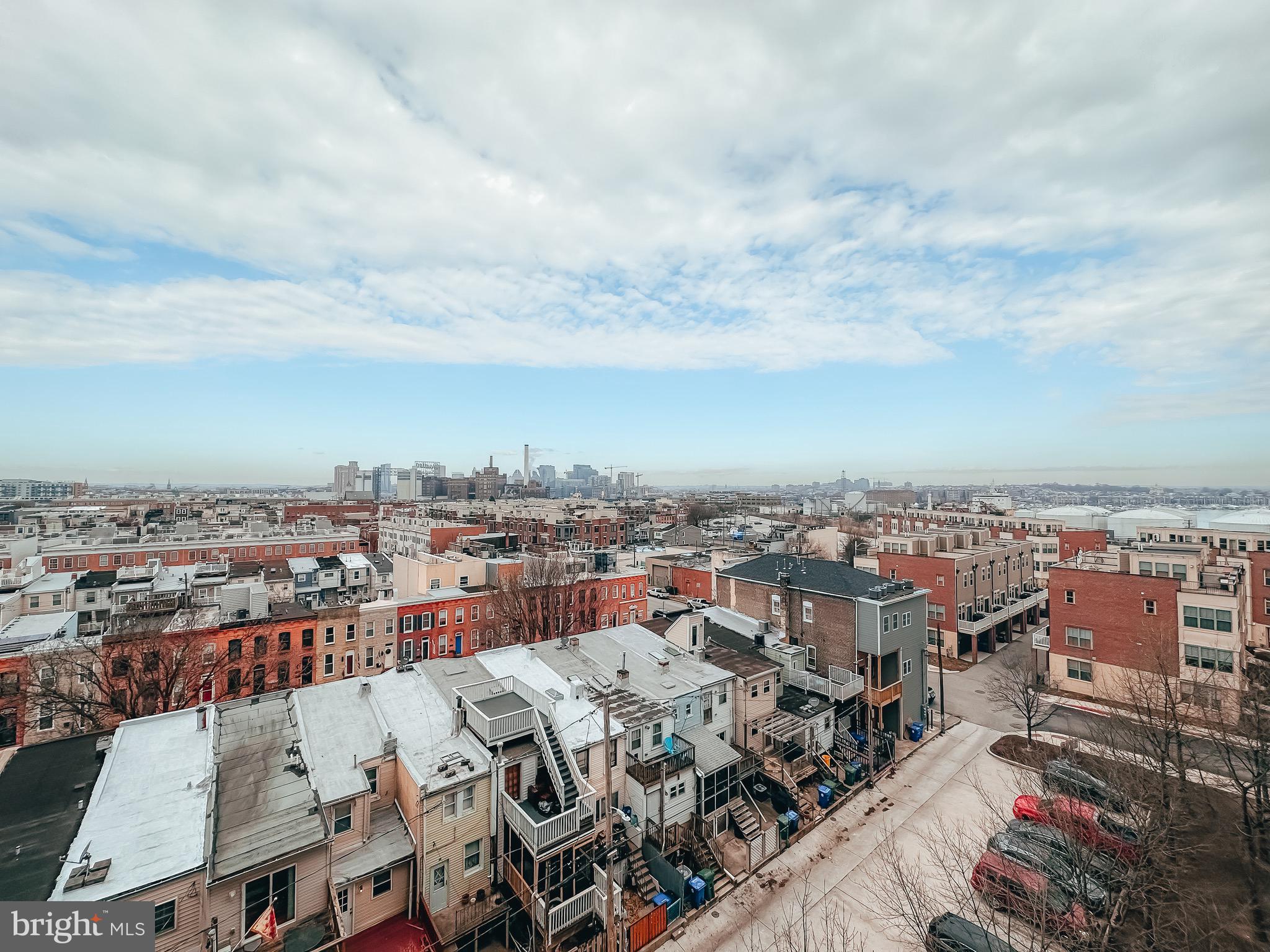 LOCUST POINT - Residential