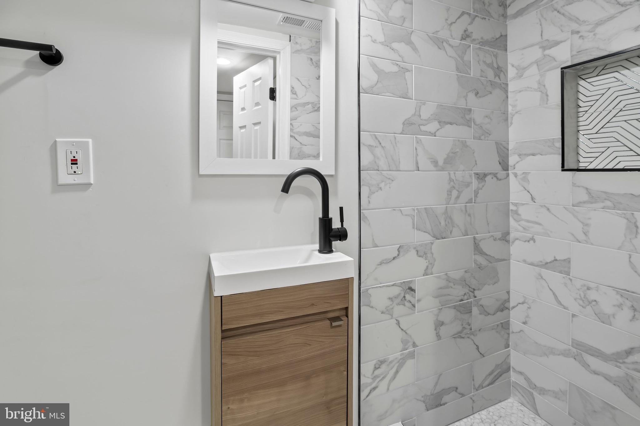 MCELDERRY PARK - Residential