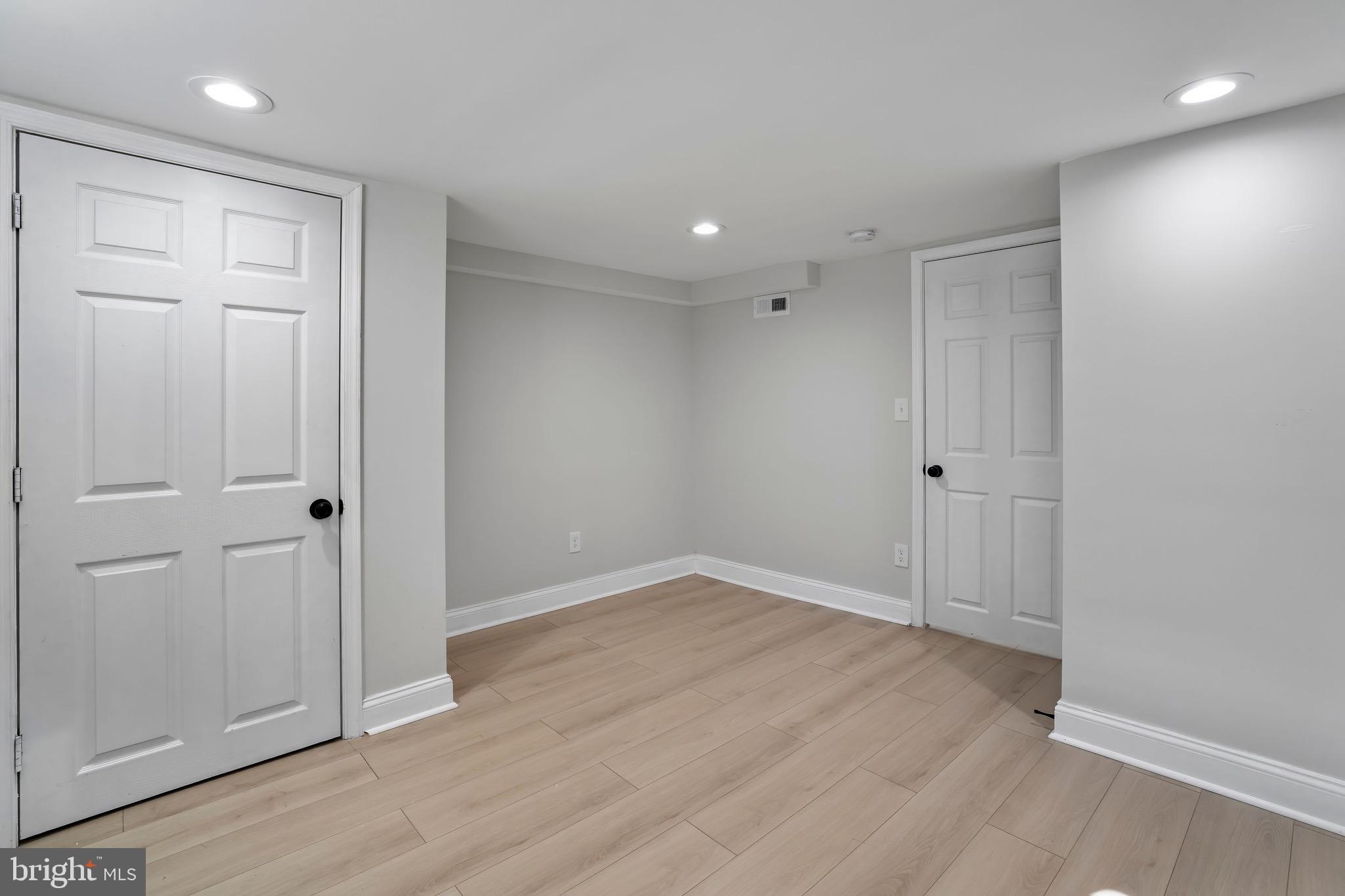 MCELDERRY PARK - Residential