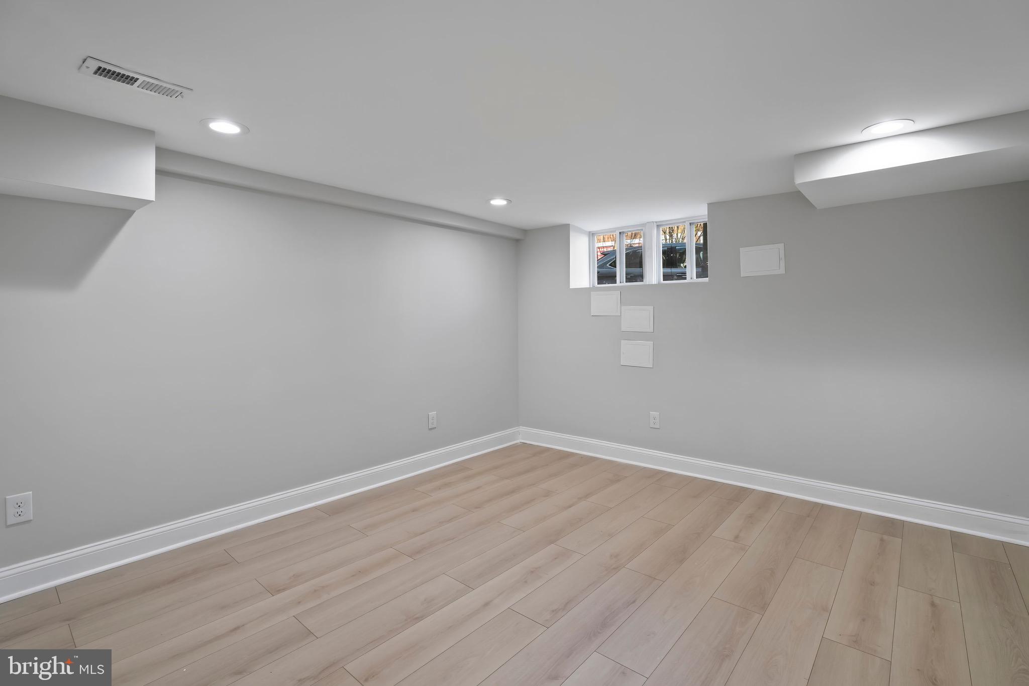 MCELDERRY PARK - Residential