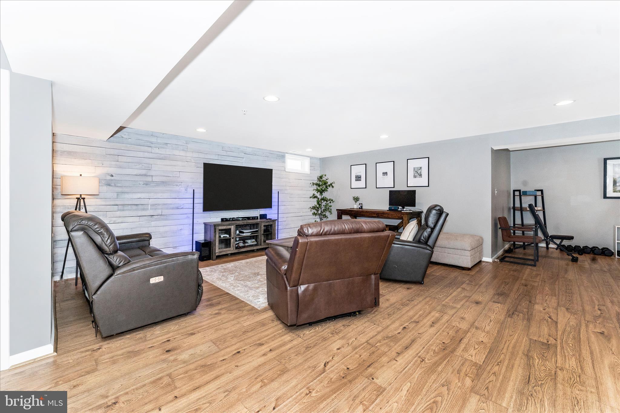 LANDSDALE - Residential