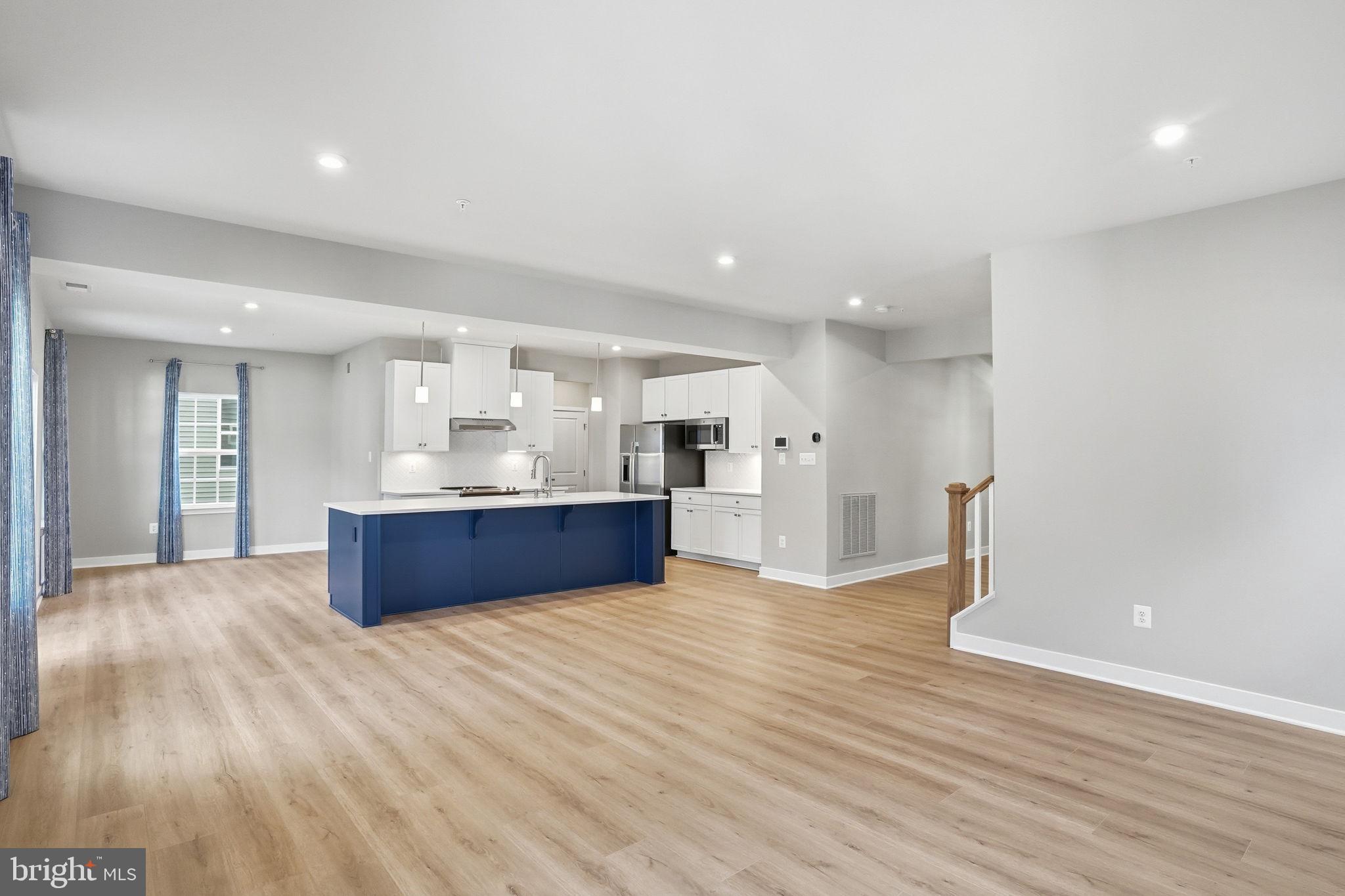 PERRY'S RETREAT - Residential