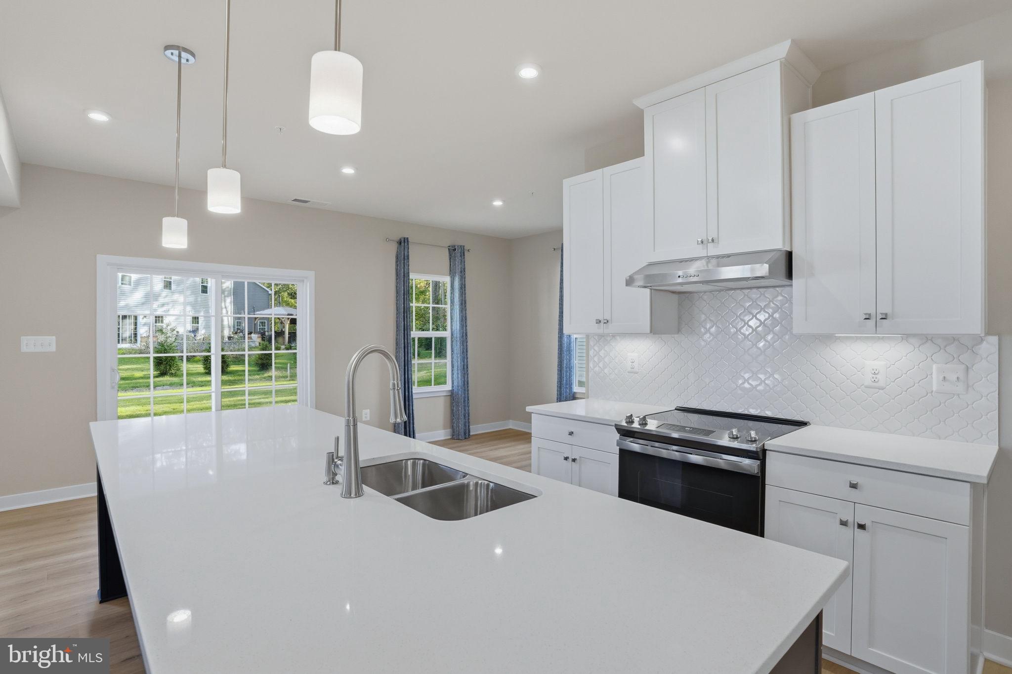 PERRY'S RETREAT - Residential