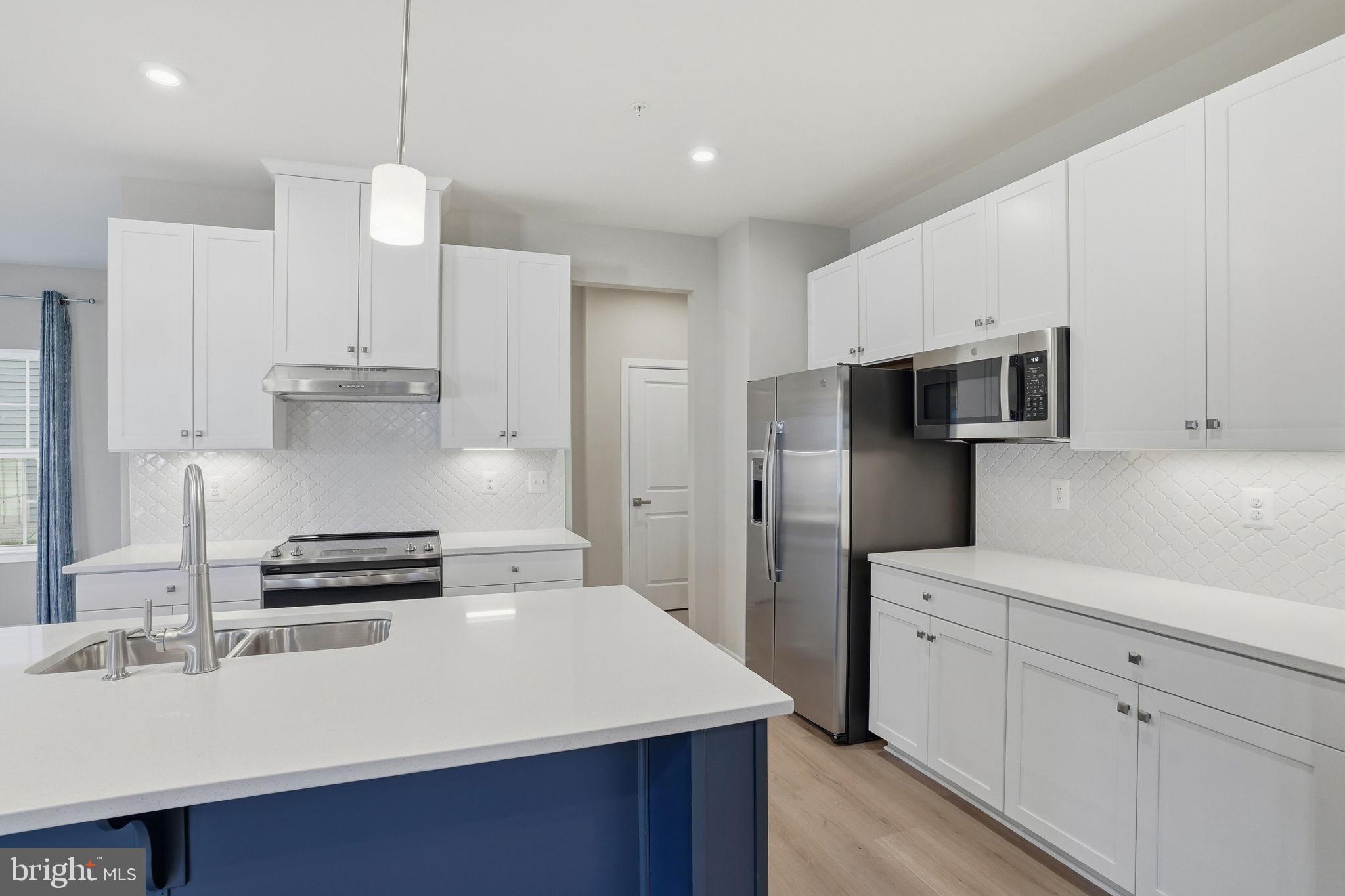 PERRY'S RETREAT - Residential