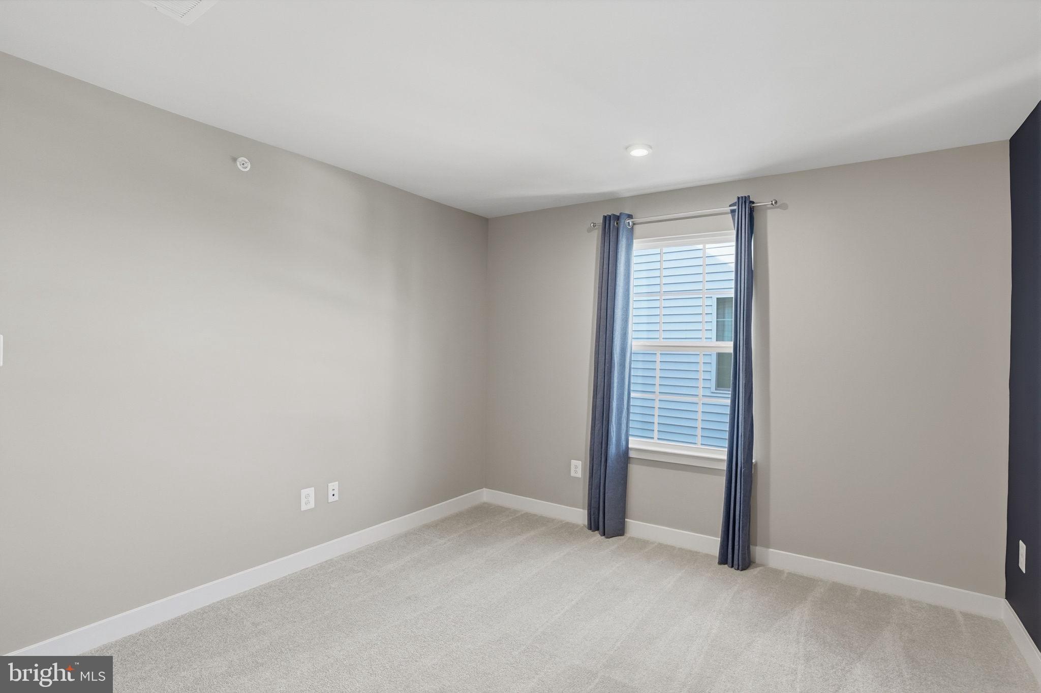 PERRY'S RETREAT - Residential