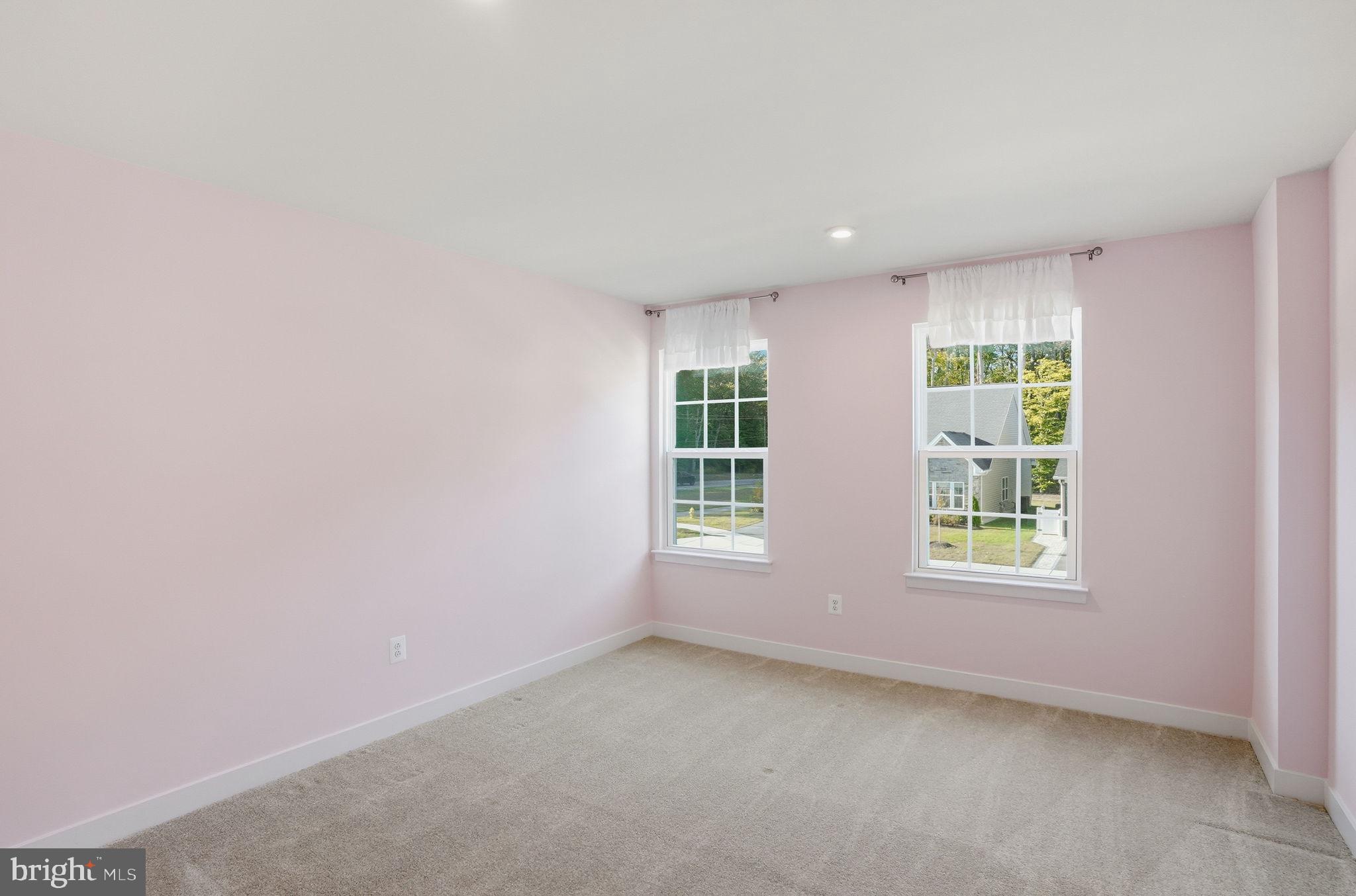 PERRY'S RETREAT - Residential