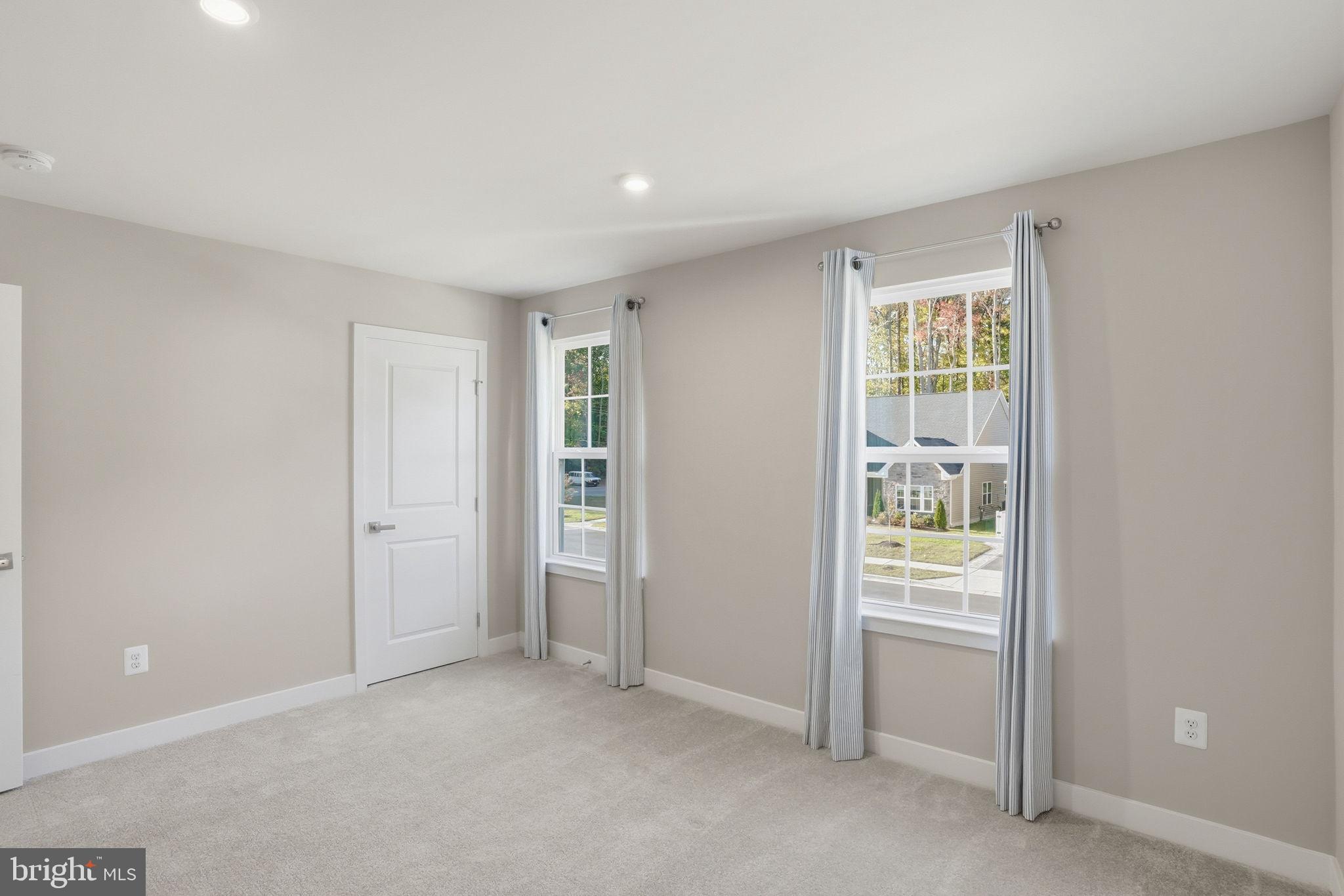 PERRY'S RETREAT - Residential