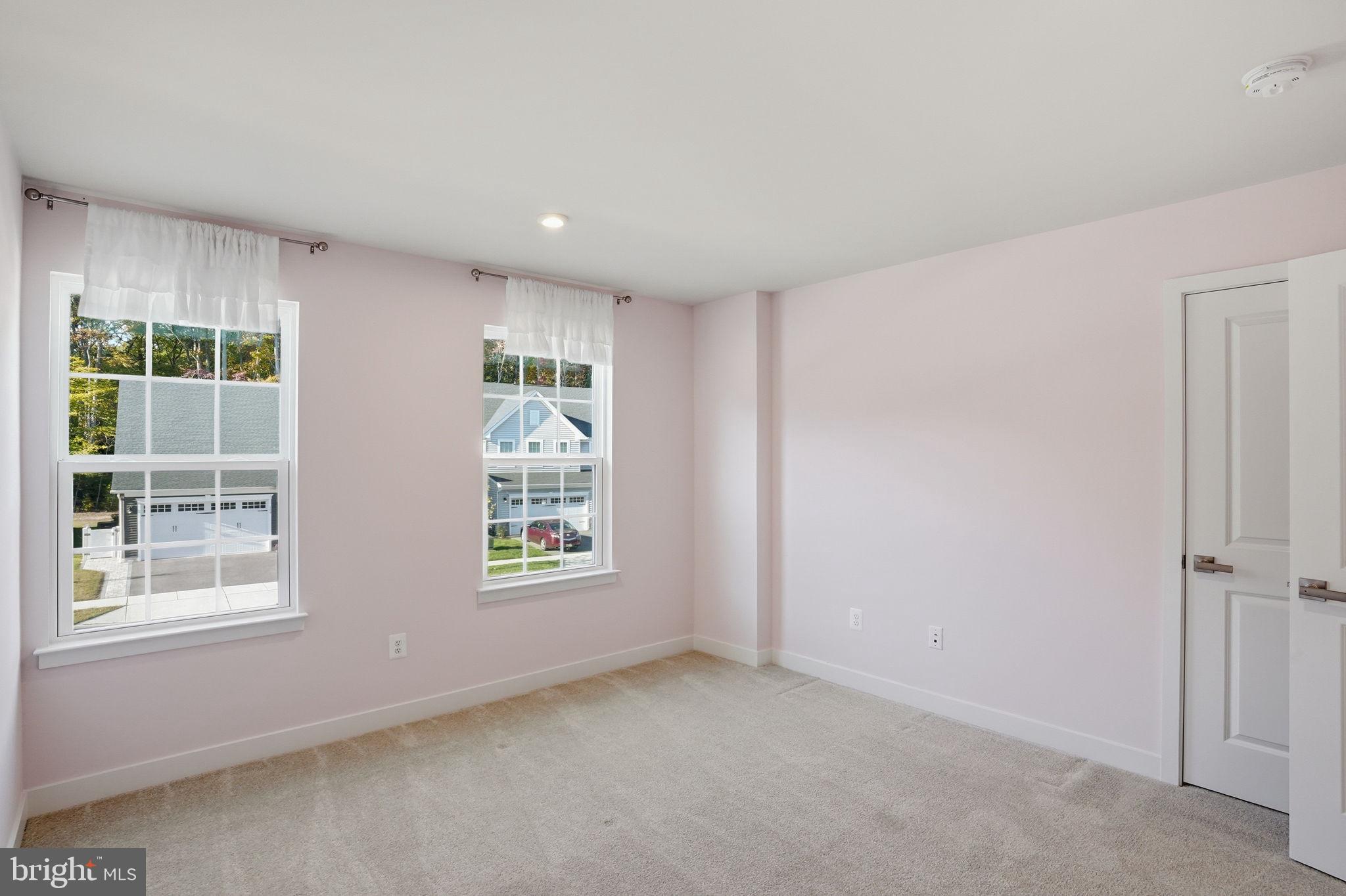 PERRY'S RETREAT - Residential