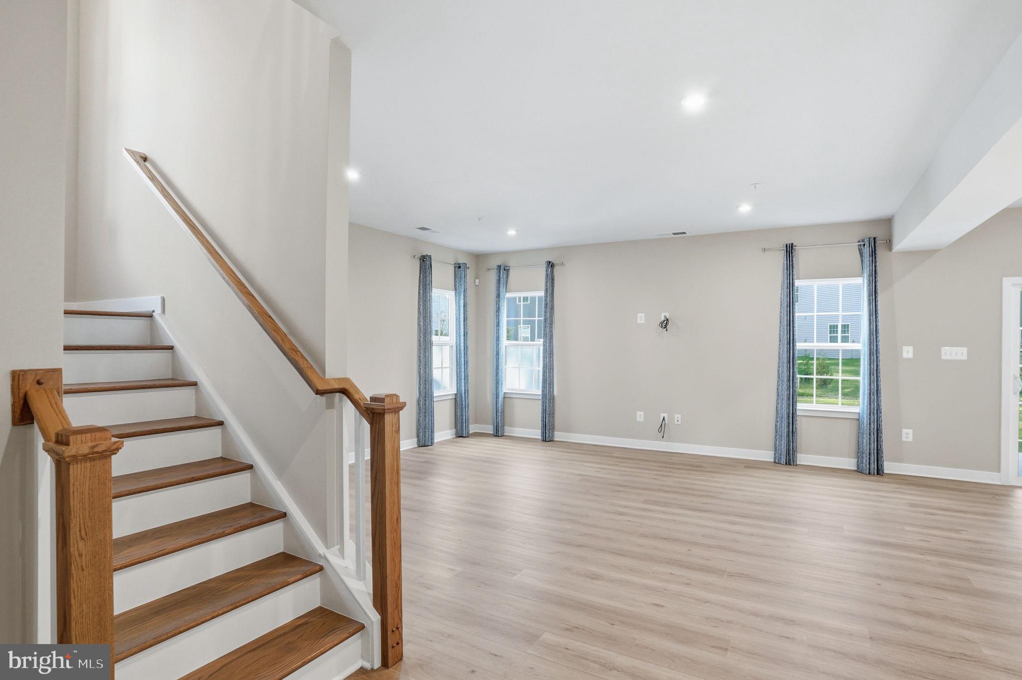 PERRY'S RETREAT - Residential